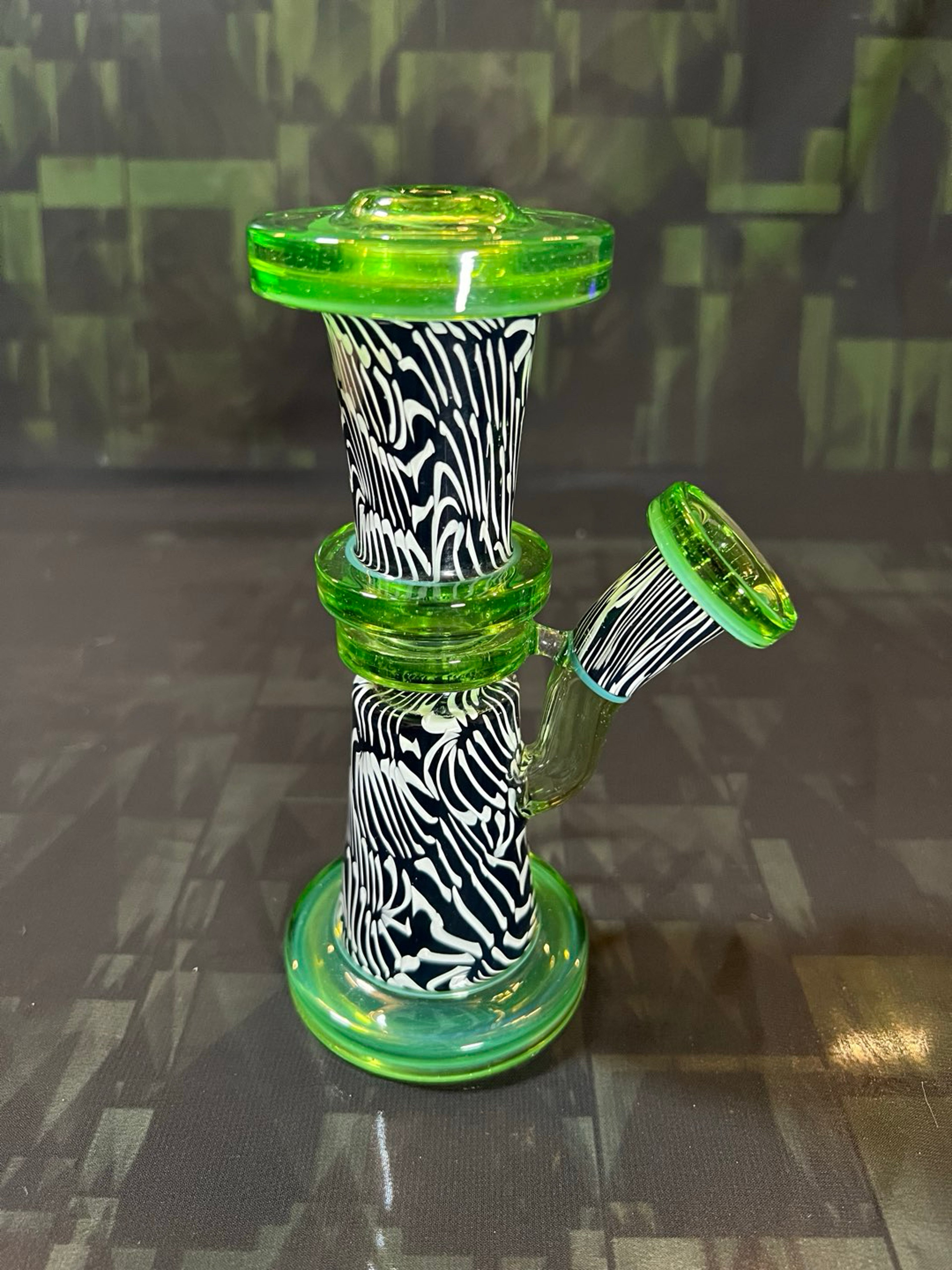 Preview pic of Mike Ramen x Scolari Dab Rign