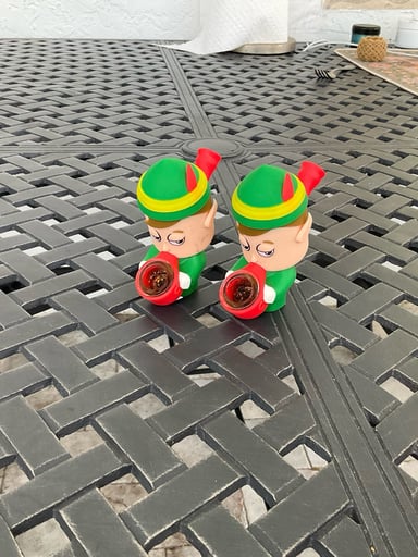 Preview pic of Daily high club December 2023 silicone silipipe drypipe with removable bowl