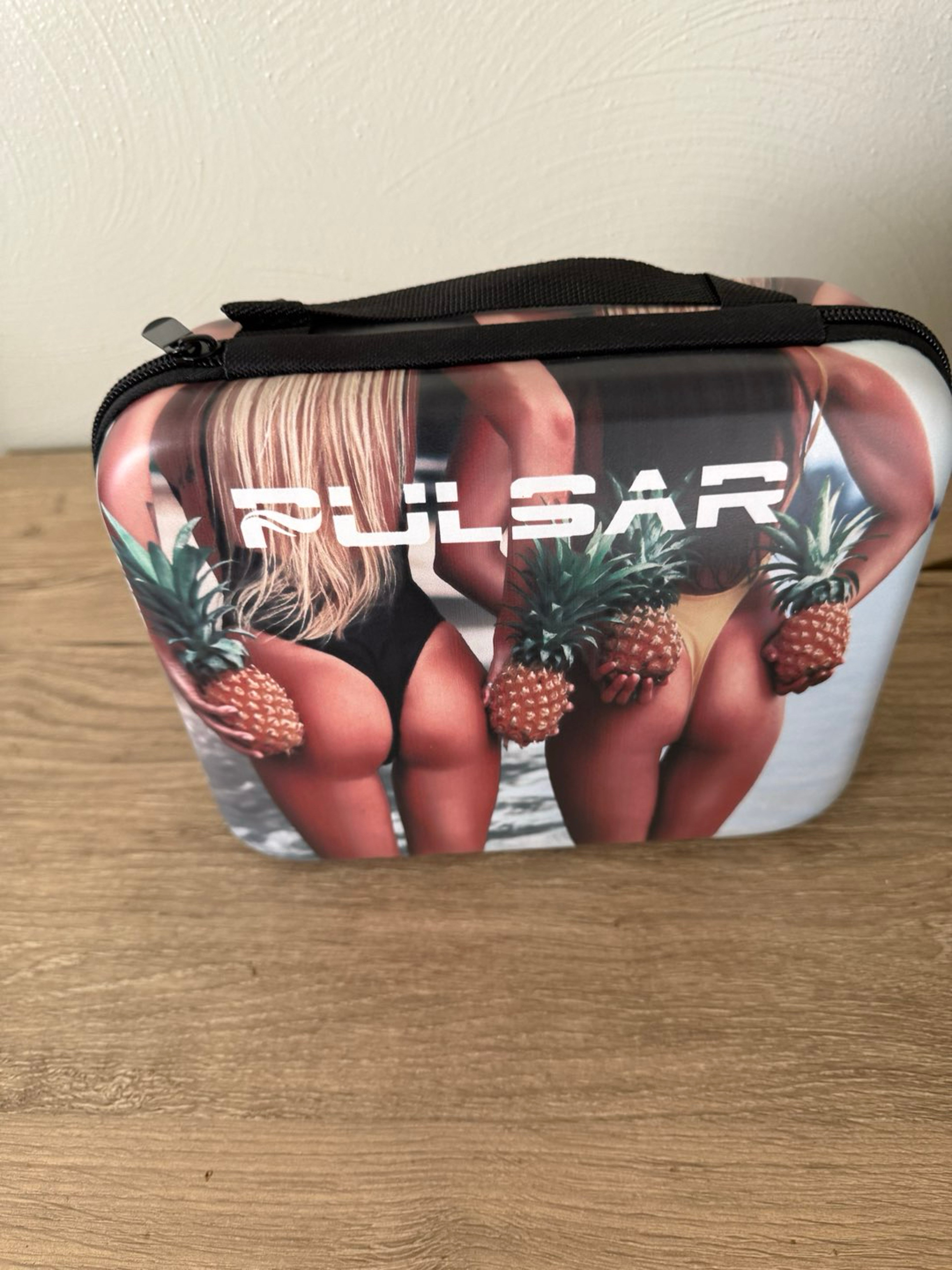 Preview pic of Pulsar Travel Kit