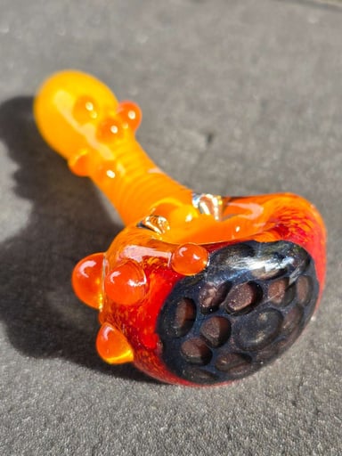 Preview pic of Red X Yellow Honeycomb Pipe