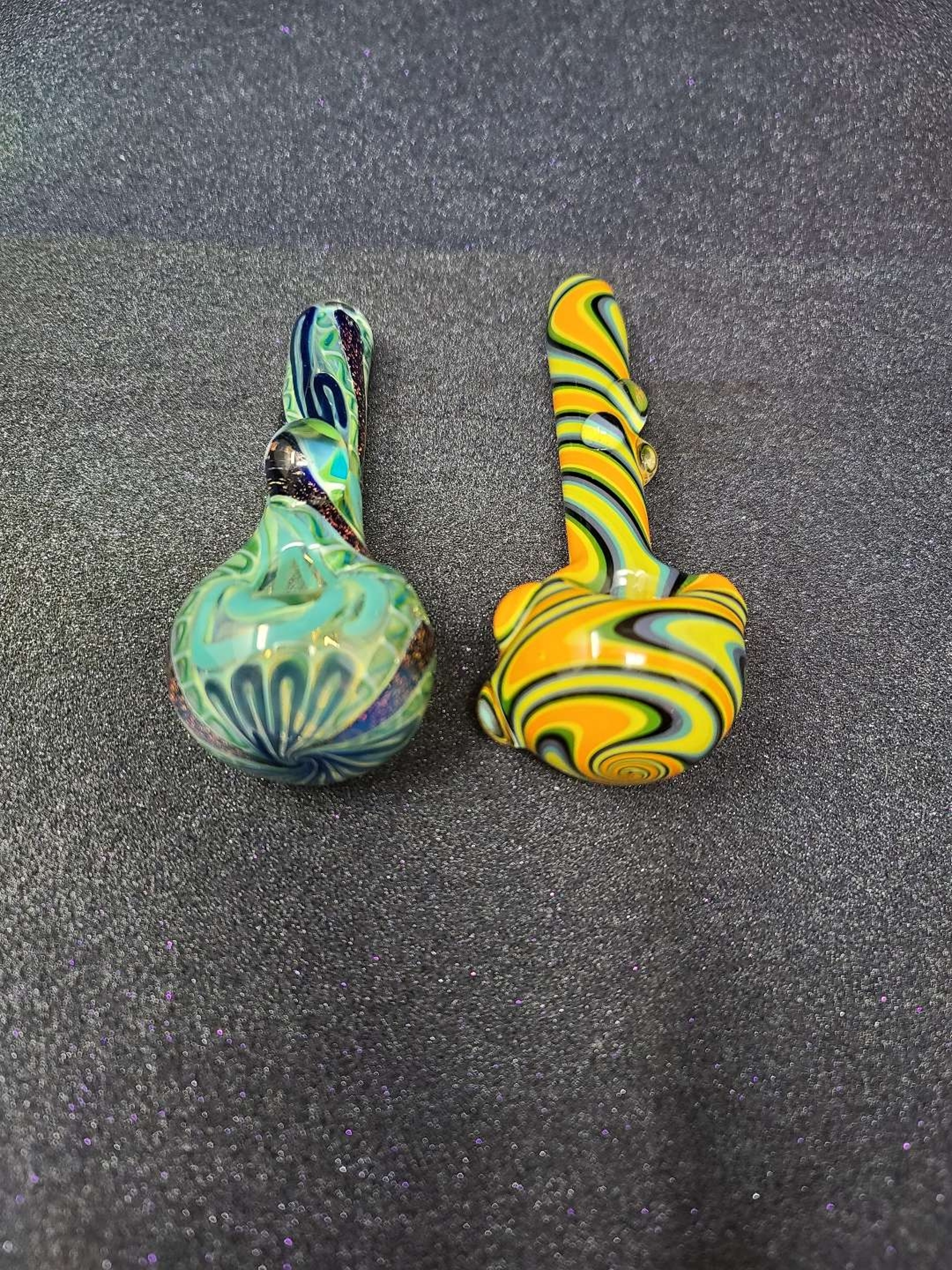 Kitchen Glass wig wag/Dichro Spoons w/ built in screen image 0