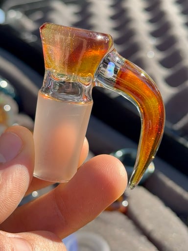 Preview pic of Rick Moss with illuminati screen from RK GLASS