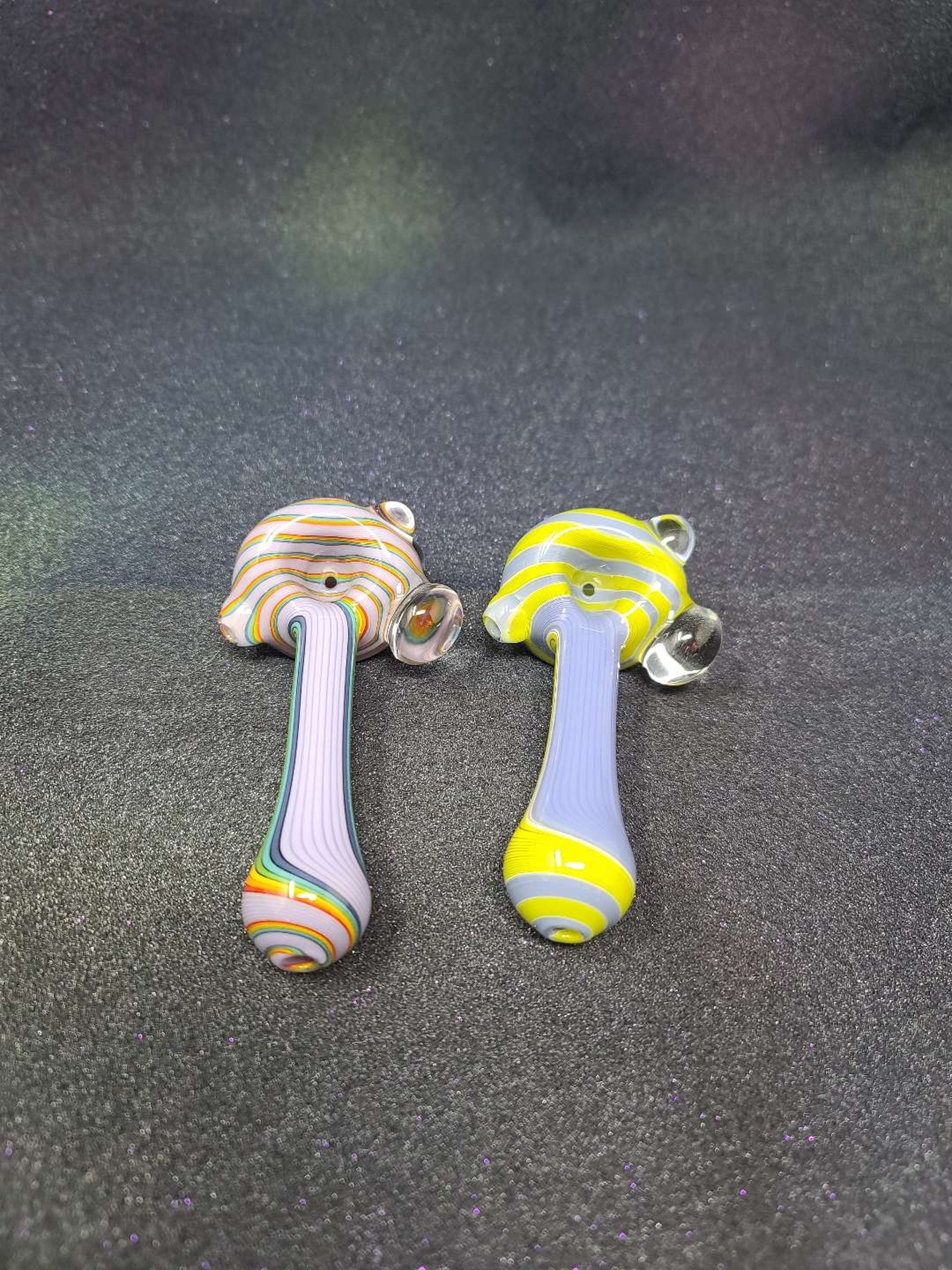 Armor Glass Spiral Spoon image 0