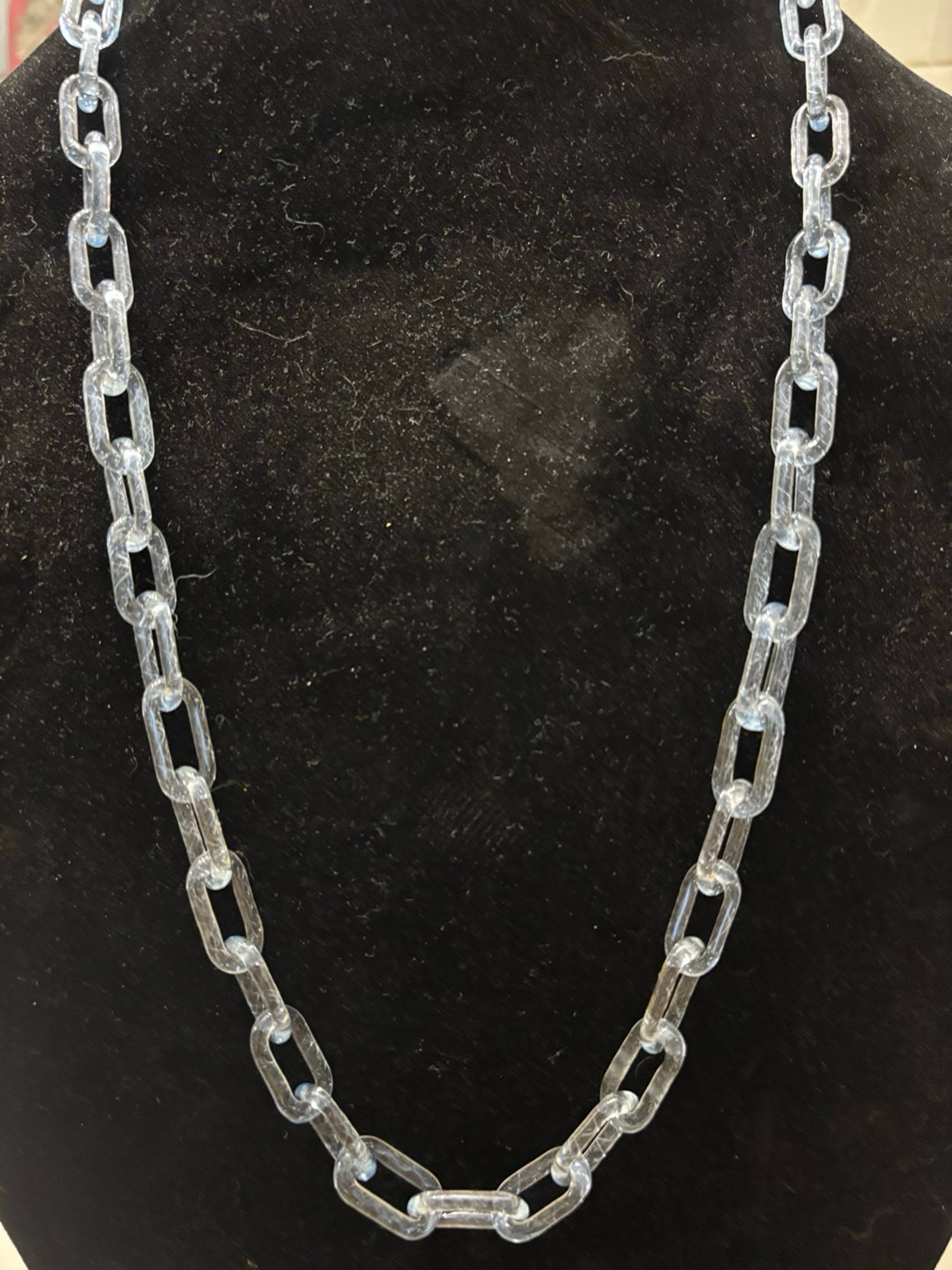 Light blue chain with uv image 0