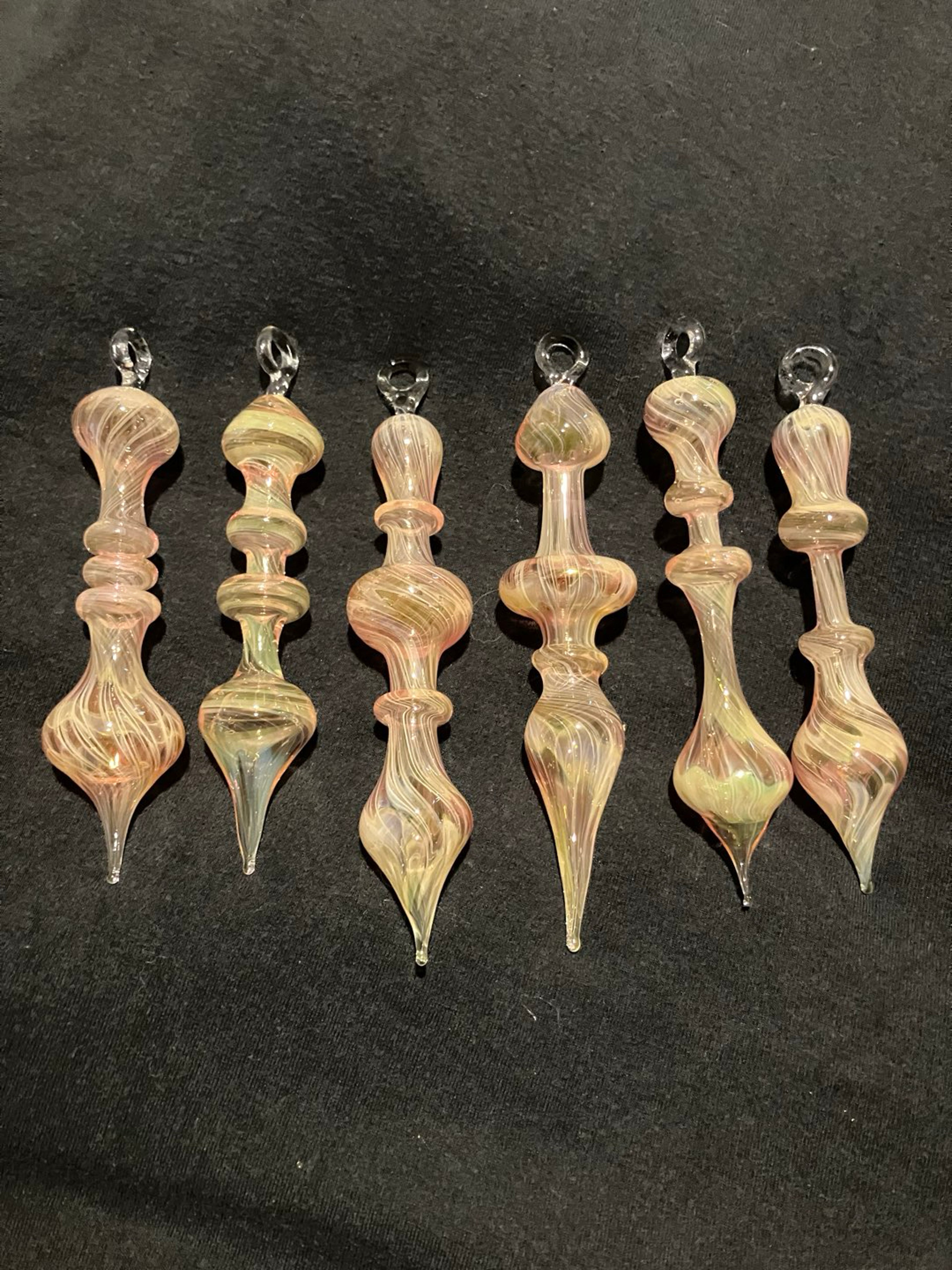 Preview pic of Hollow gold/silver fumed ornaments