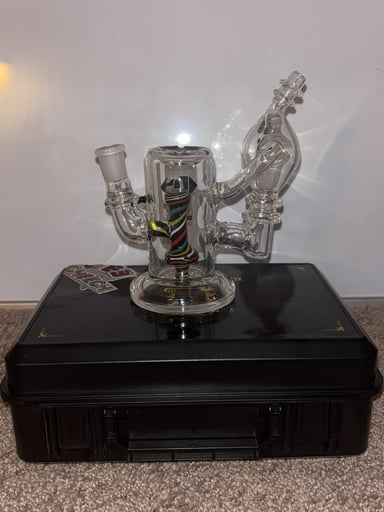 Preview pic of Diamond Glass 7” Dual Chamber Recycler
