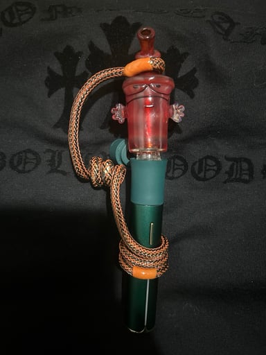 Preview pic of Puffco pivot w/ @btgb red master shake top & @tufftether