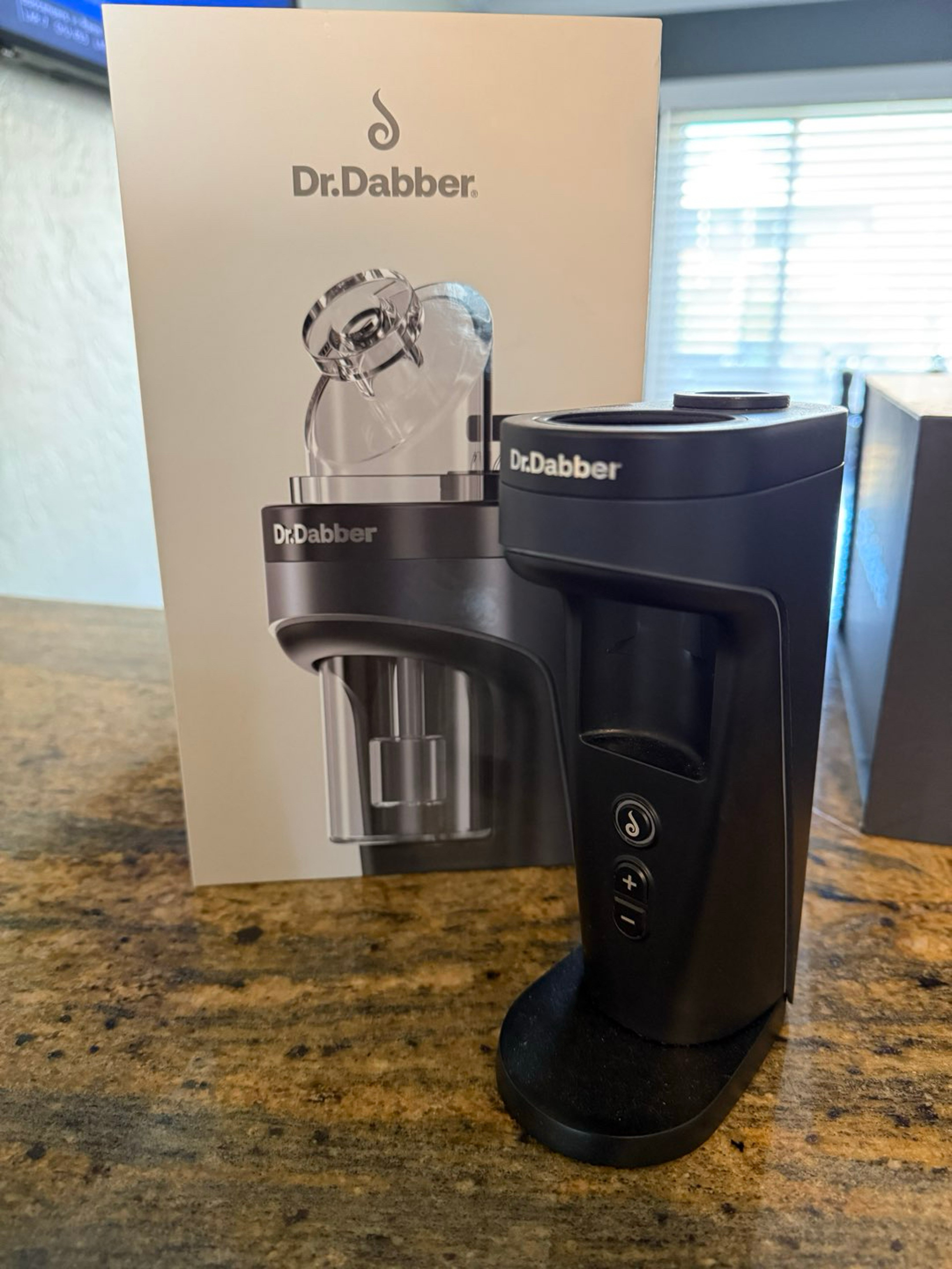 Preview pic of Dr Dabber Switch 2