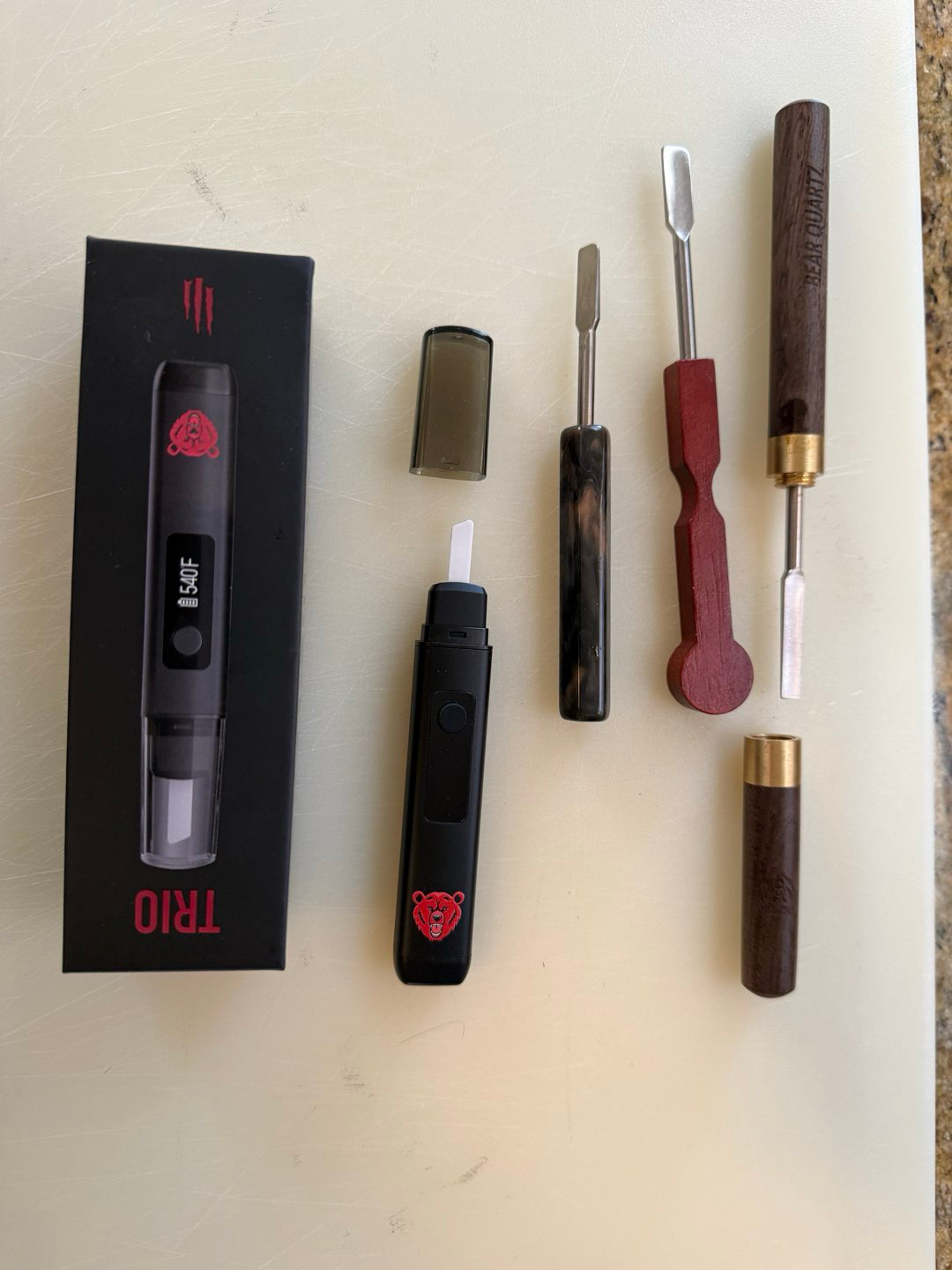 Preview pic of Bear Quartz Dab tool bundle
