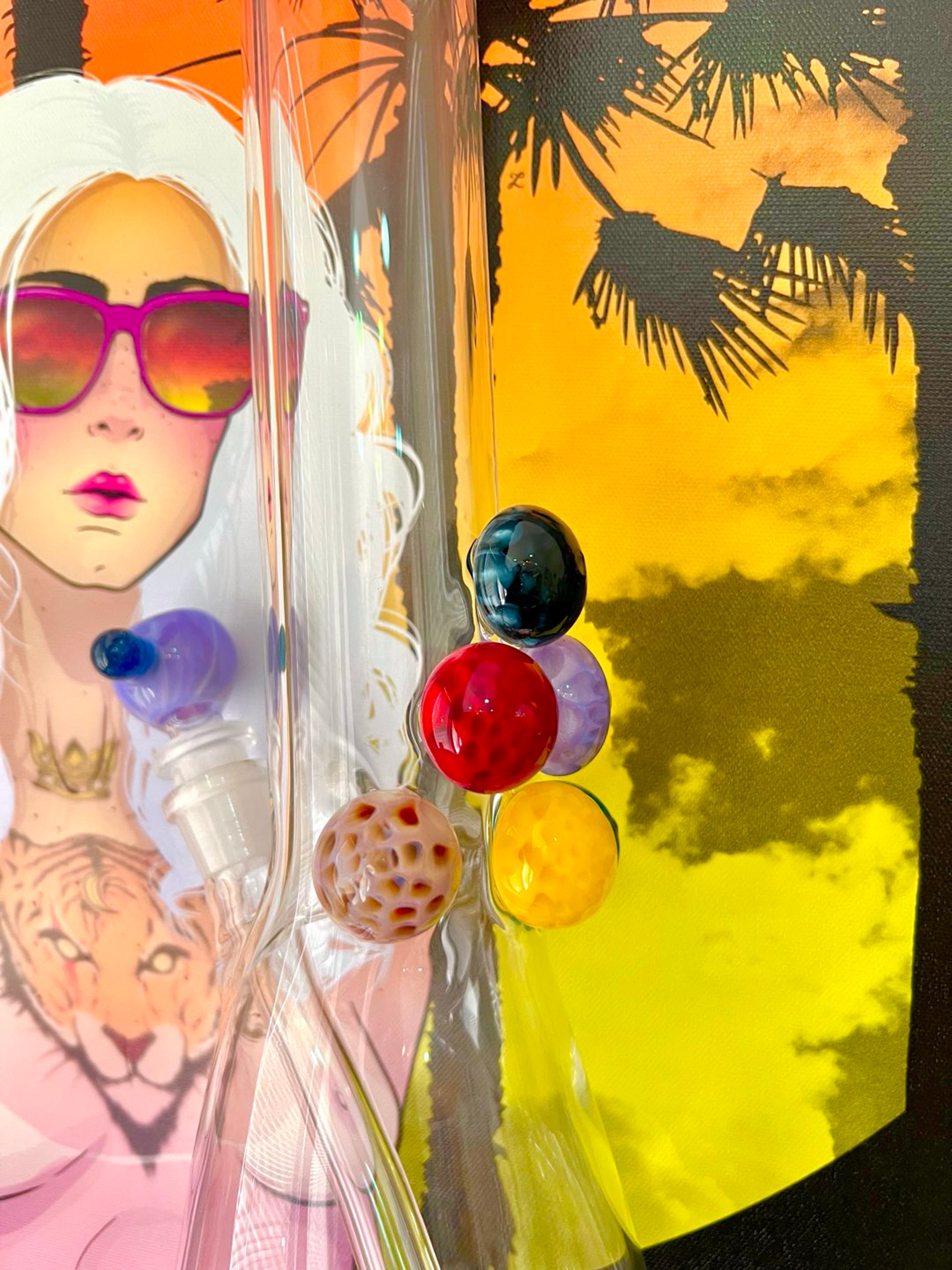 Preview pic of Tall Clear Beaker🧊 ▶️