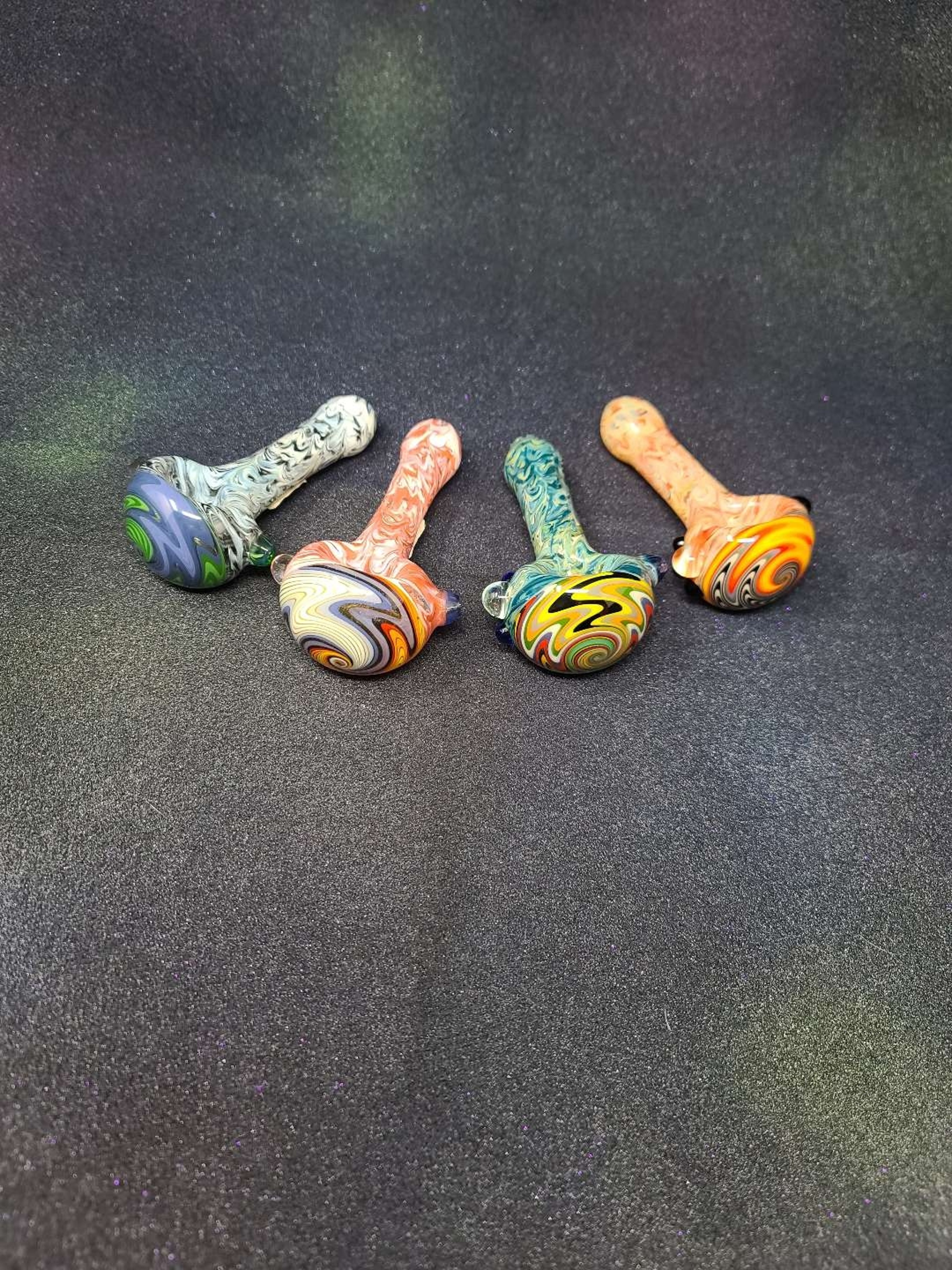 Preview pic of Braderpoo Glass Wig Wag Lava Spoons