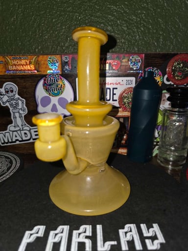 Preview pic of Yellow blooper