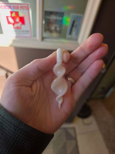 Preview pic of Twist Pendant