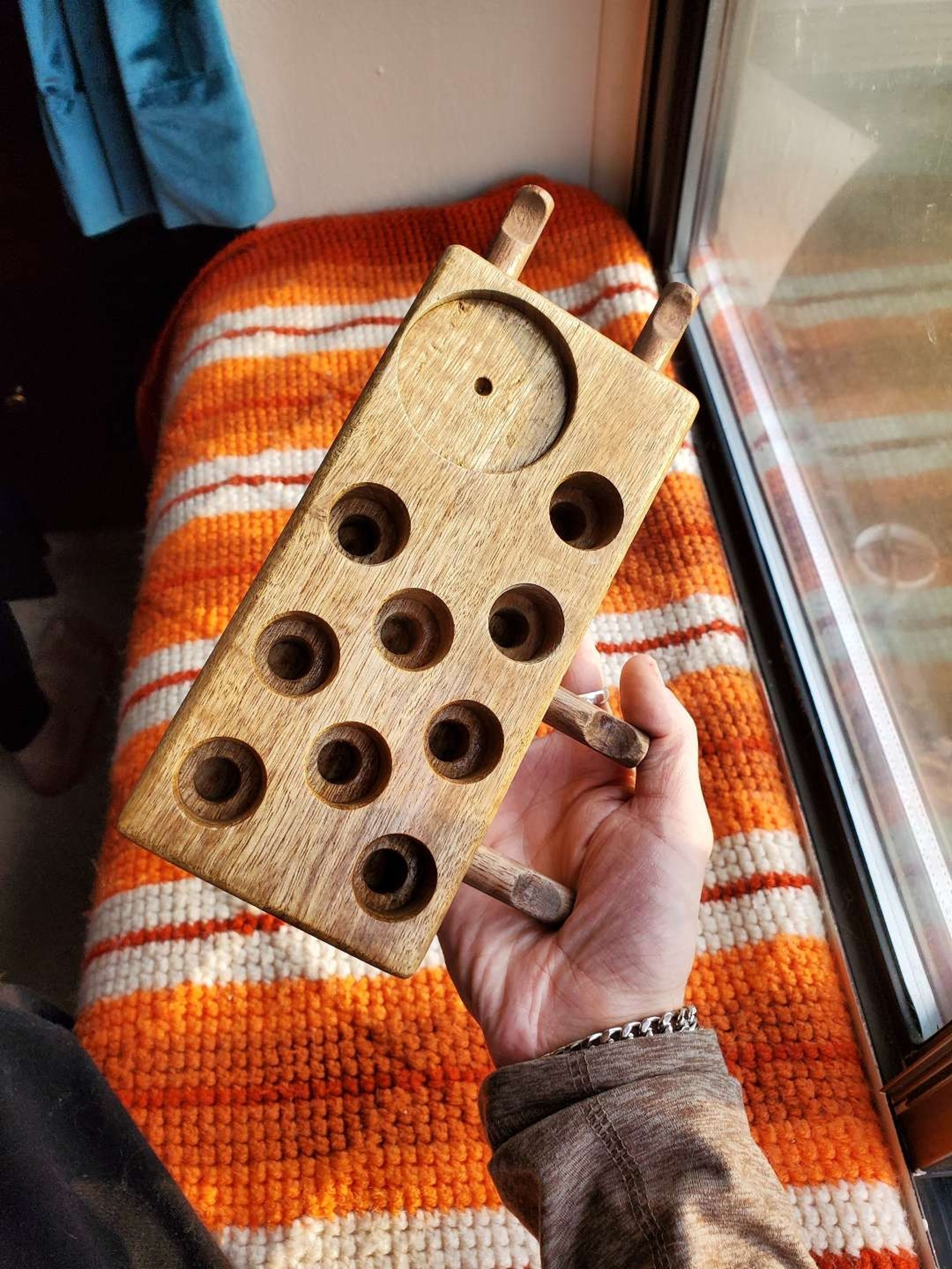 Preview pic of HeadyBlok slide stand