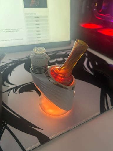 Preview pic of Puffco Peak Pro V2