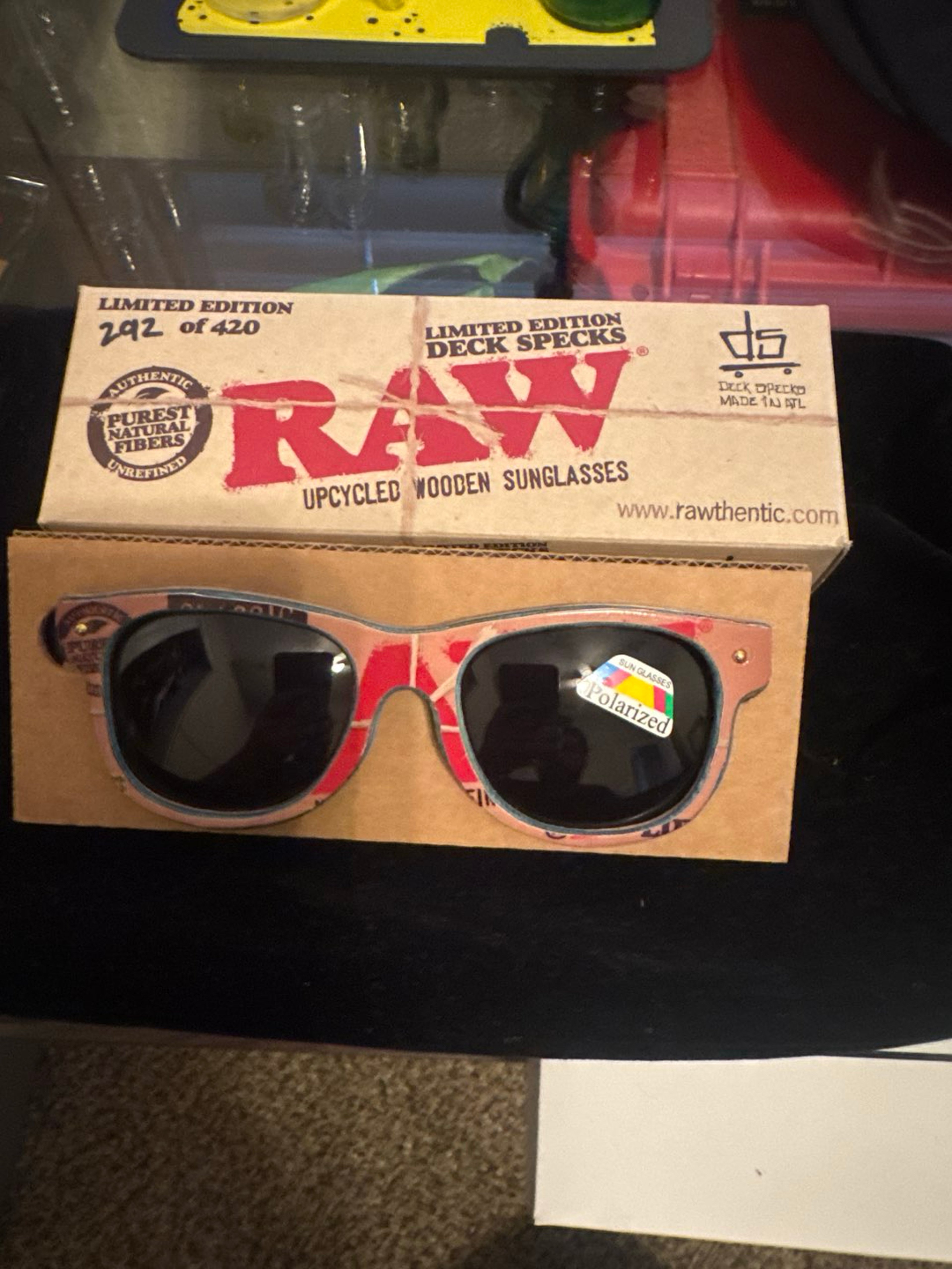 Preview pic of Raw limited edition deck specks