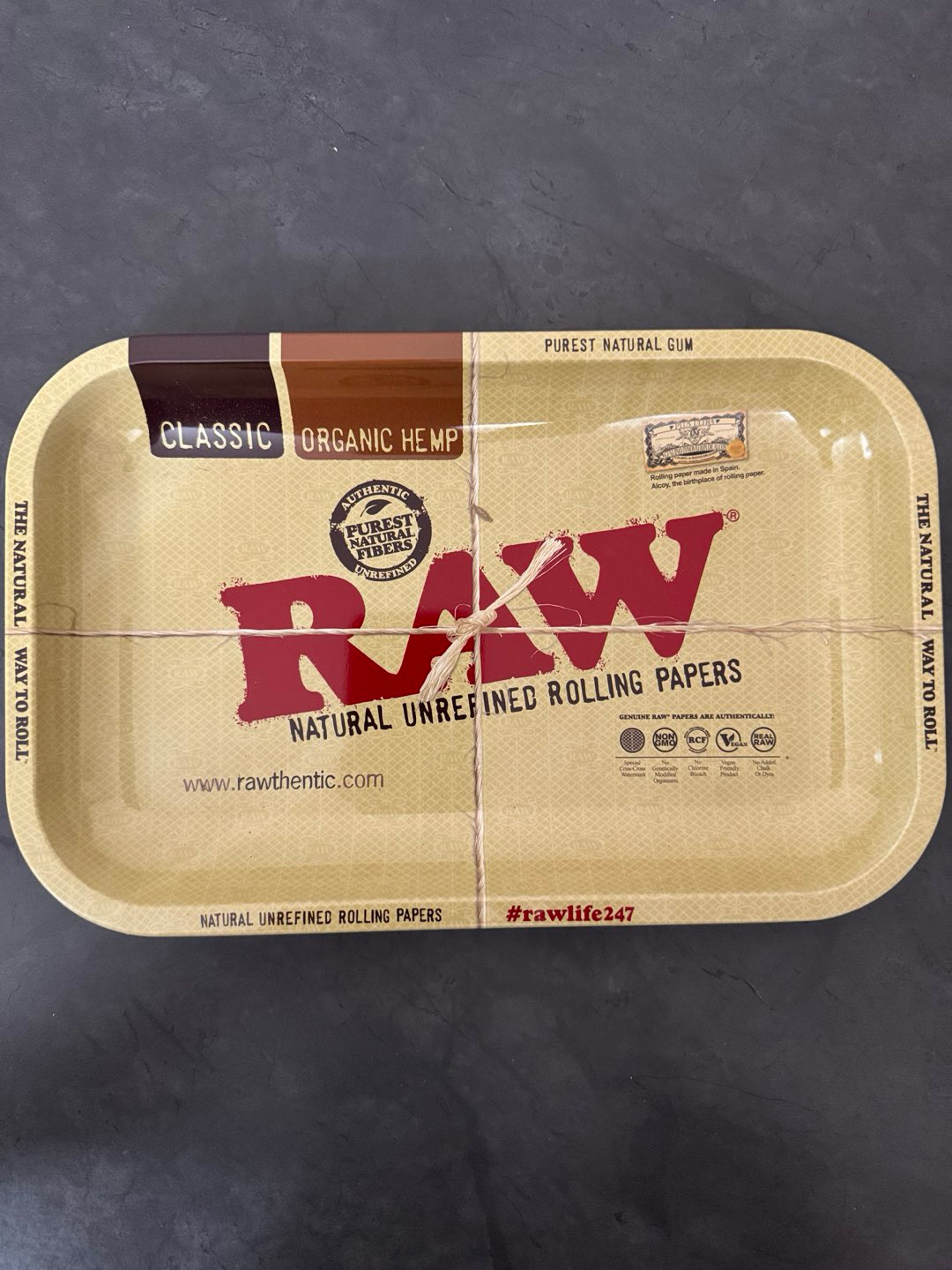 Preview pic of Raw Classic small metal rolling tray 10.8”X7”X1”