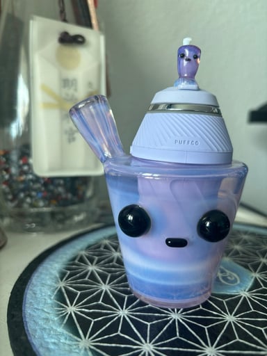 Preview pic of Soji Cup Puffco Proxy Bloom dry piece with matching ball cap