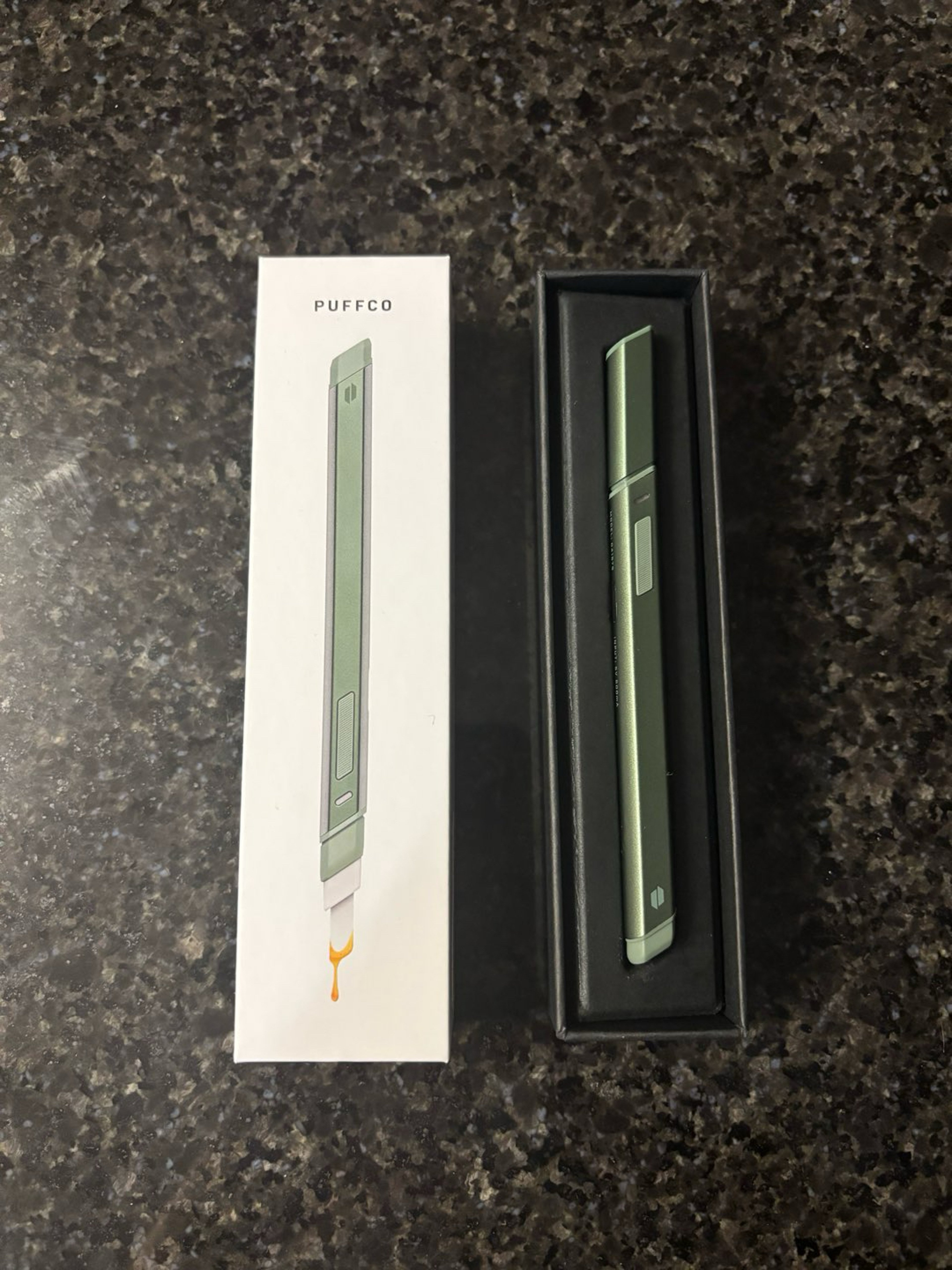 Preview pic of Puffco Hot Knife Green