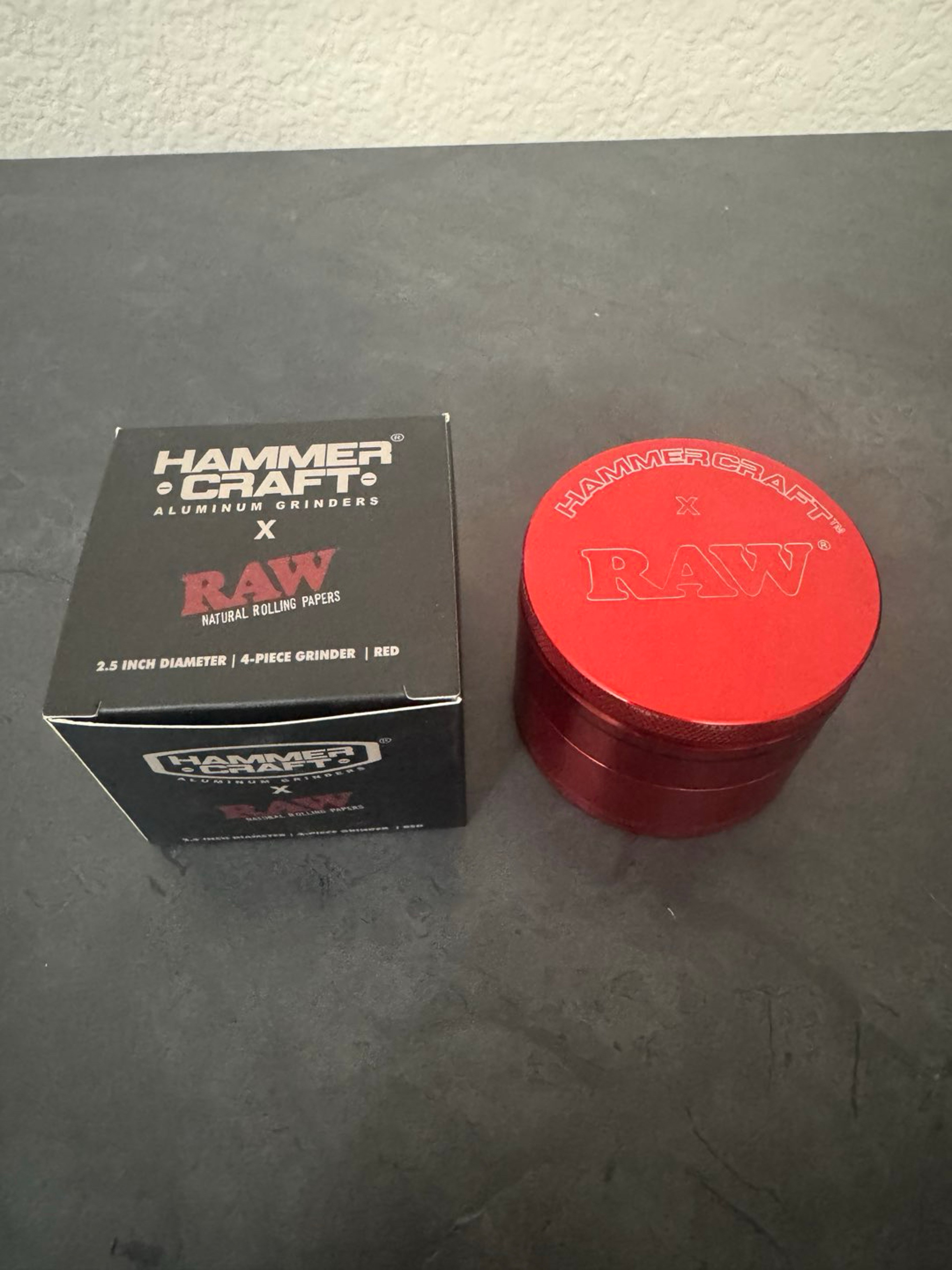 Preview pic of Hammercraft x Raw Aluminum Grinder 2.5” 4pcs (Red)