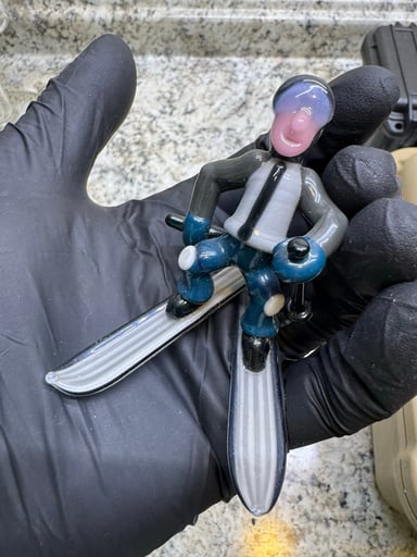 Preview pic of Robinhood glass skier pendant