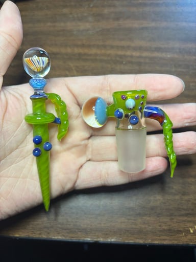 Preview pic of Bird man slide/poker set