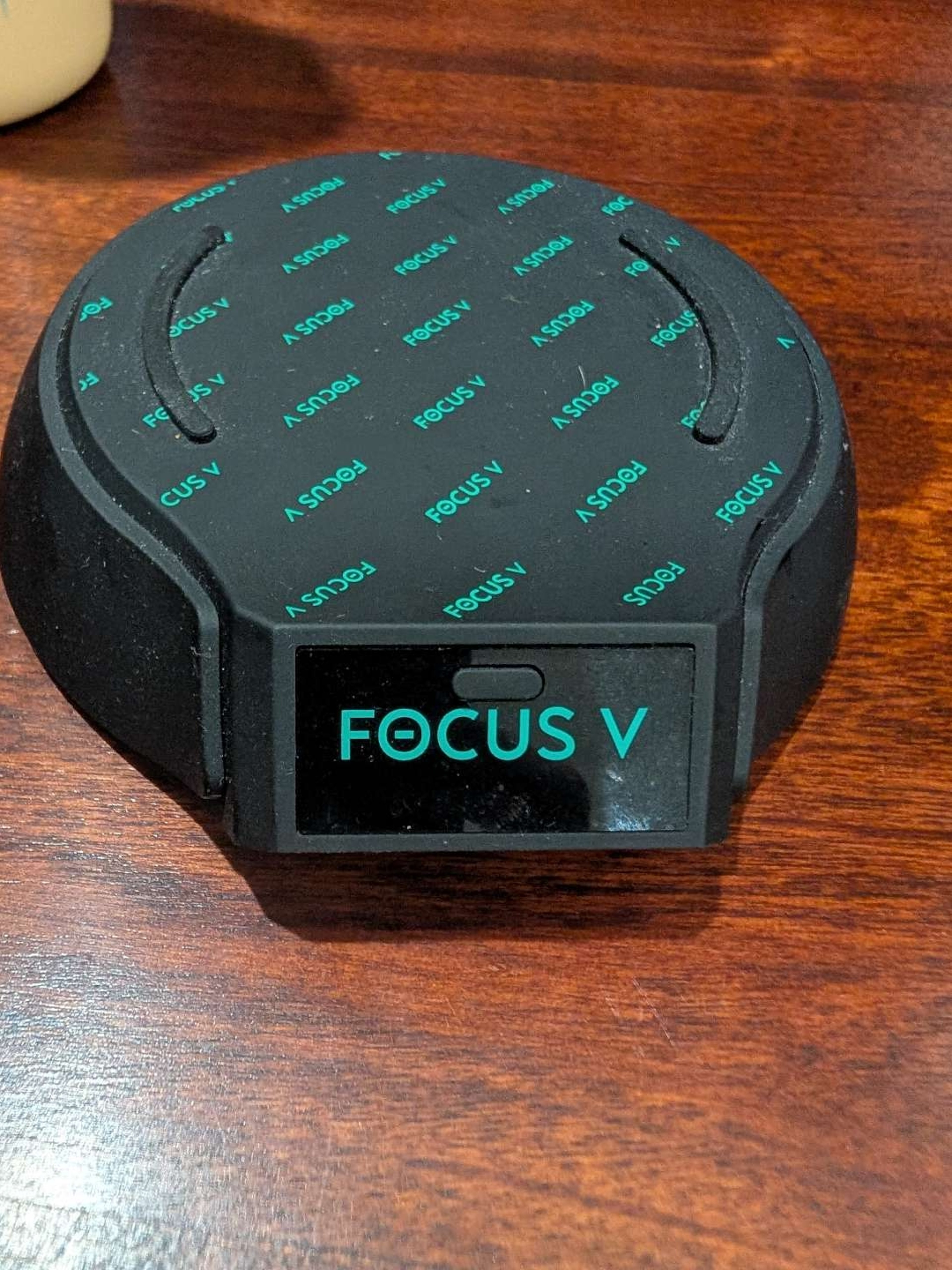 Preview pic of Focus V wireless charger carta