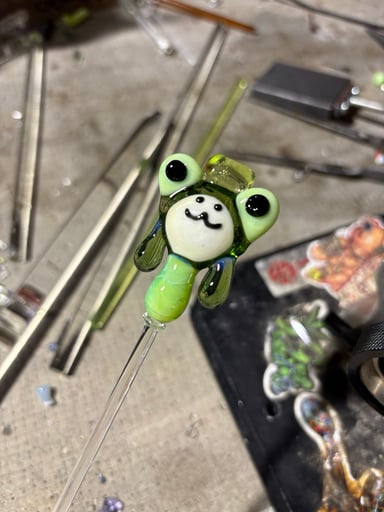 Preview pic of Drippy Frog Pendant