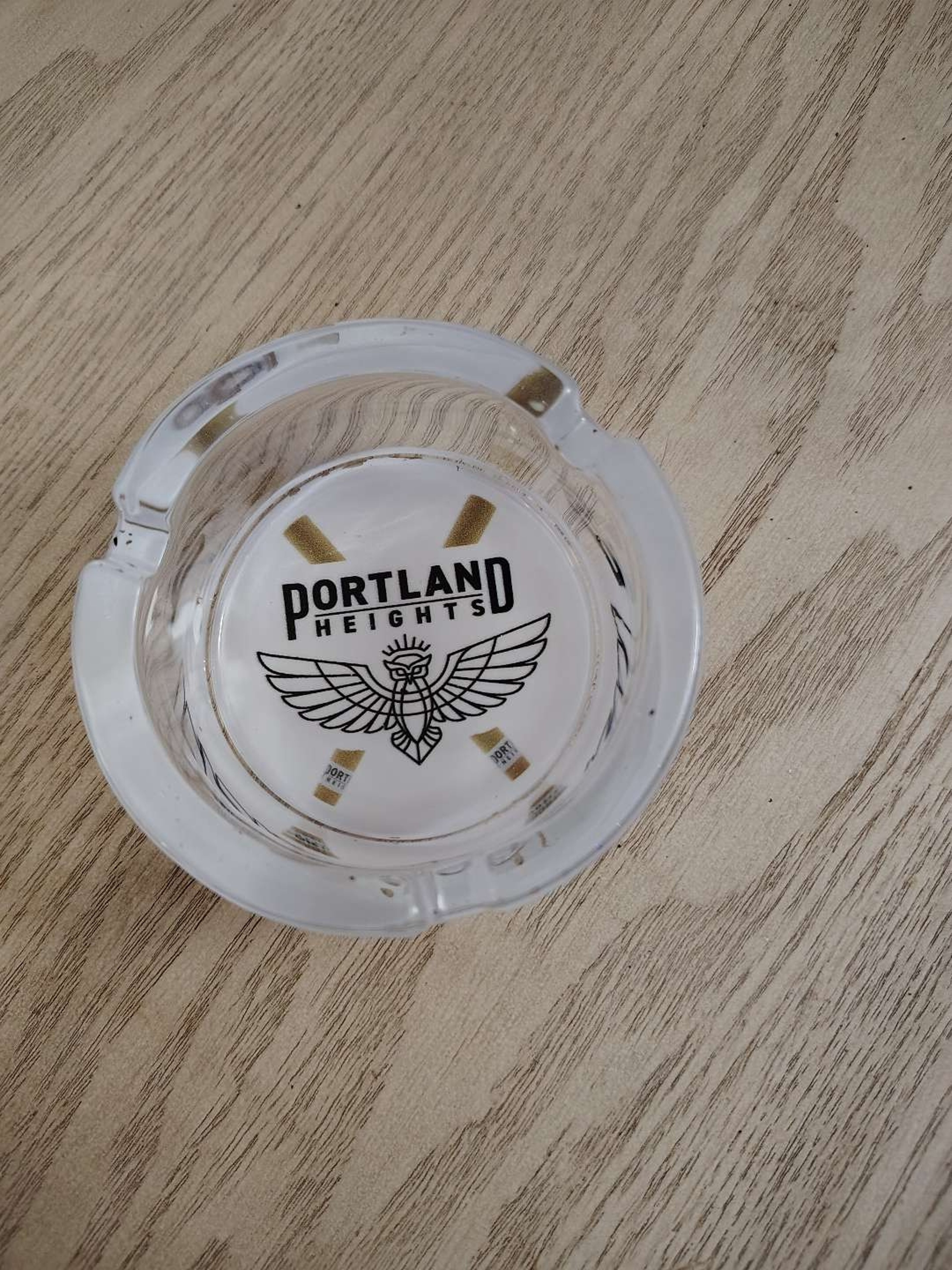 Preview pic of Glass ash tray