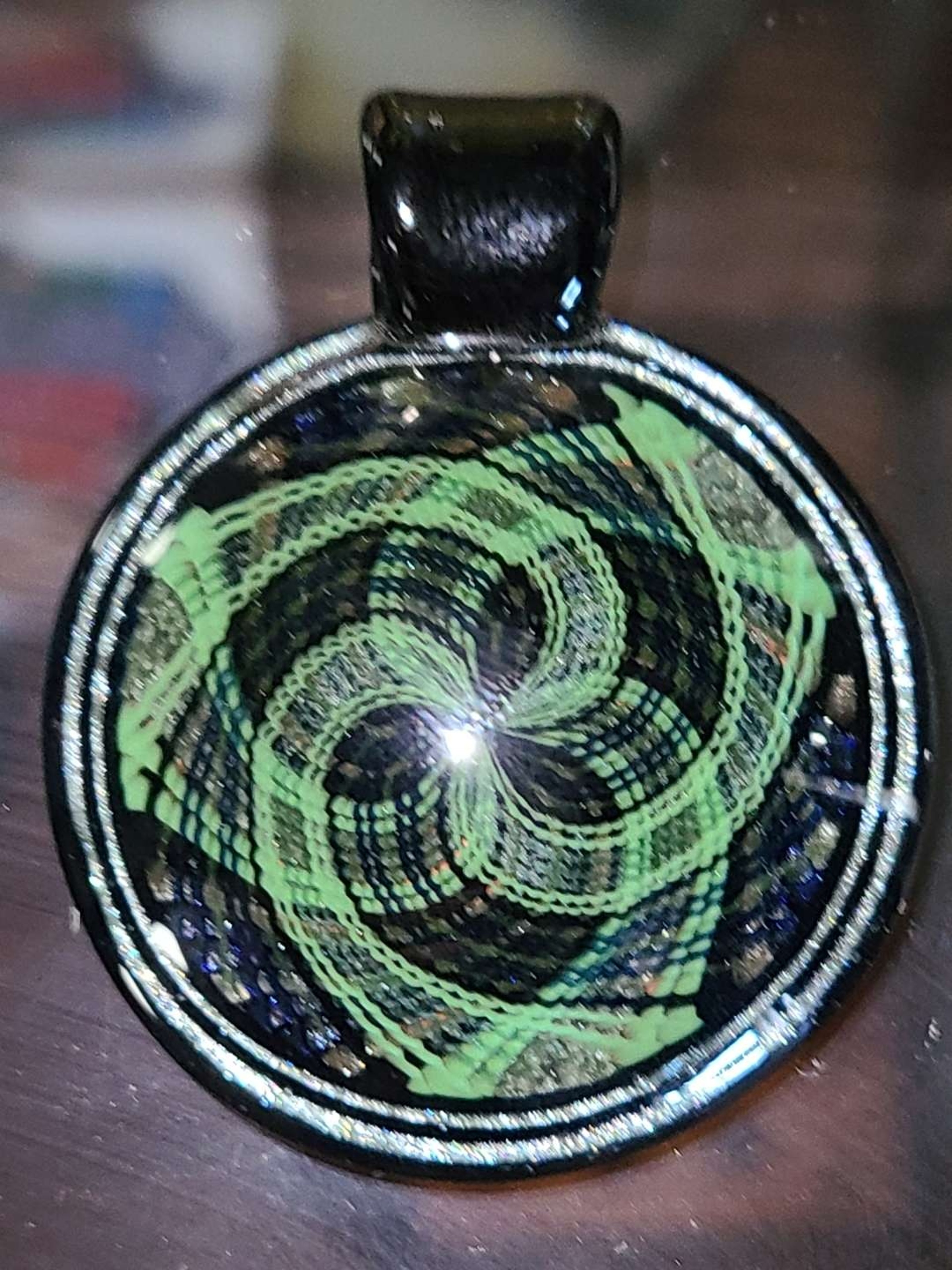 Preview pic of DewGlassDesigns Retticello Pendant