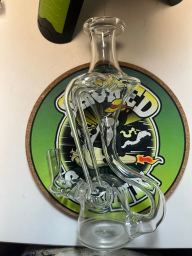 Preview pic of Kylou Glass Rig