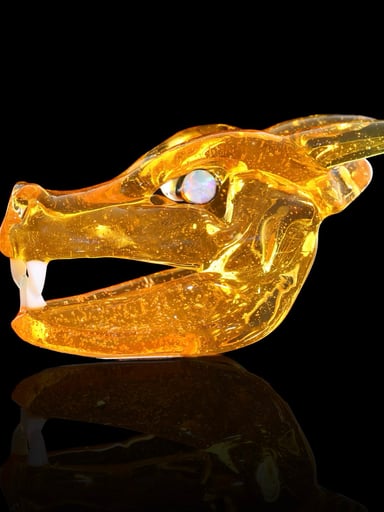 Preview pic of Roe Glass Charizard Pendant