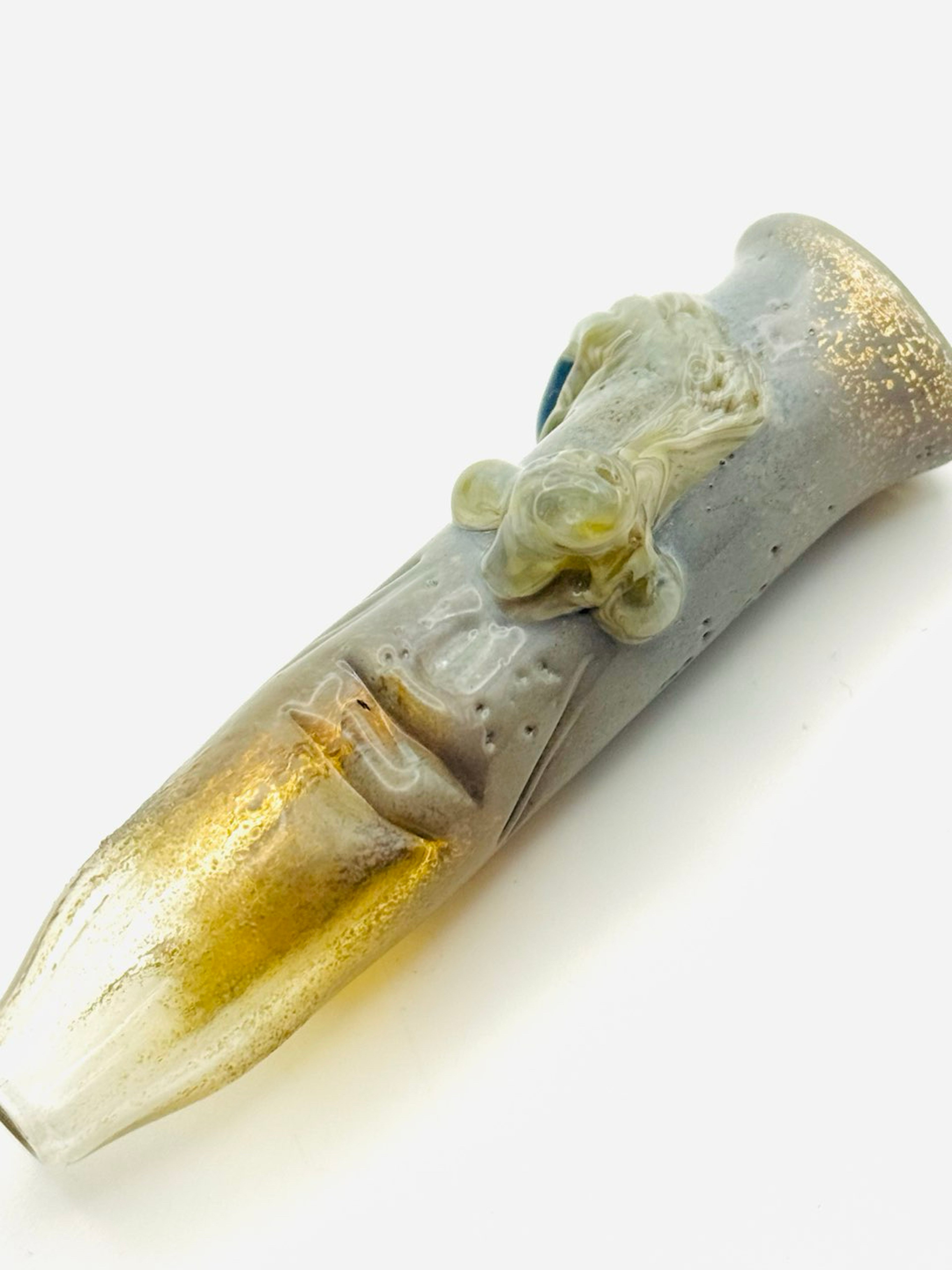 Face chillum! image 0