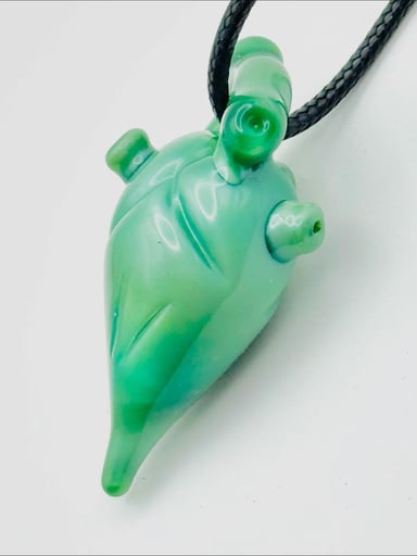 Preview pic of Chromium heart pendy!