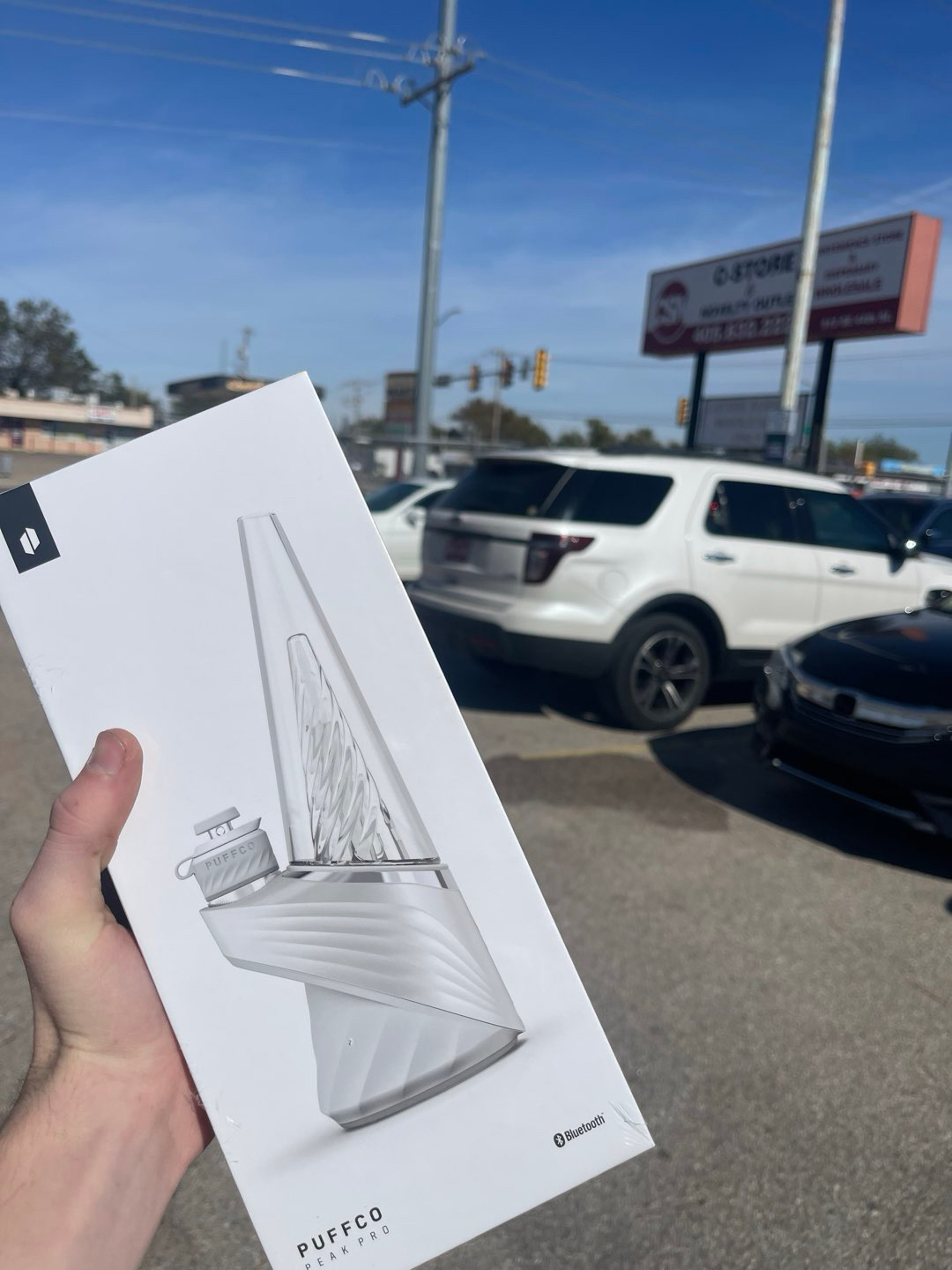 Puffco Peak Pro (Pearl, Black) image 0