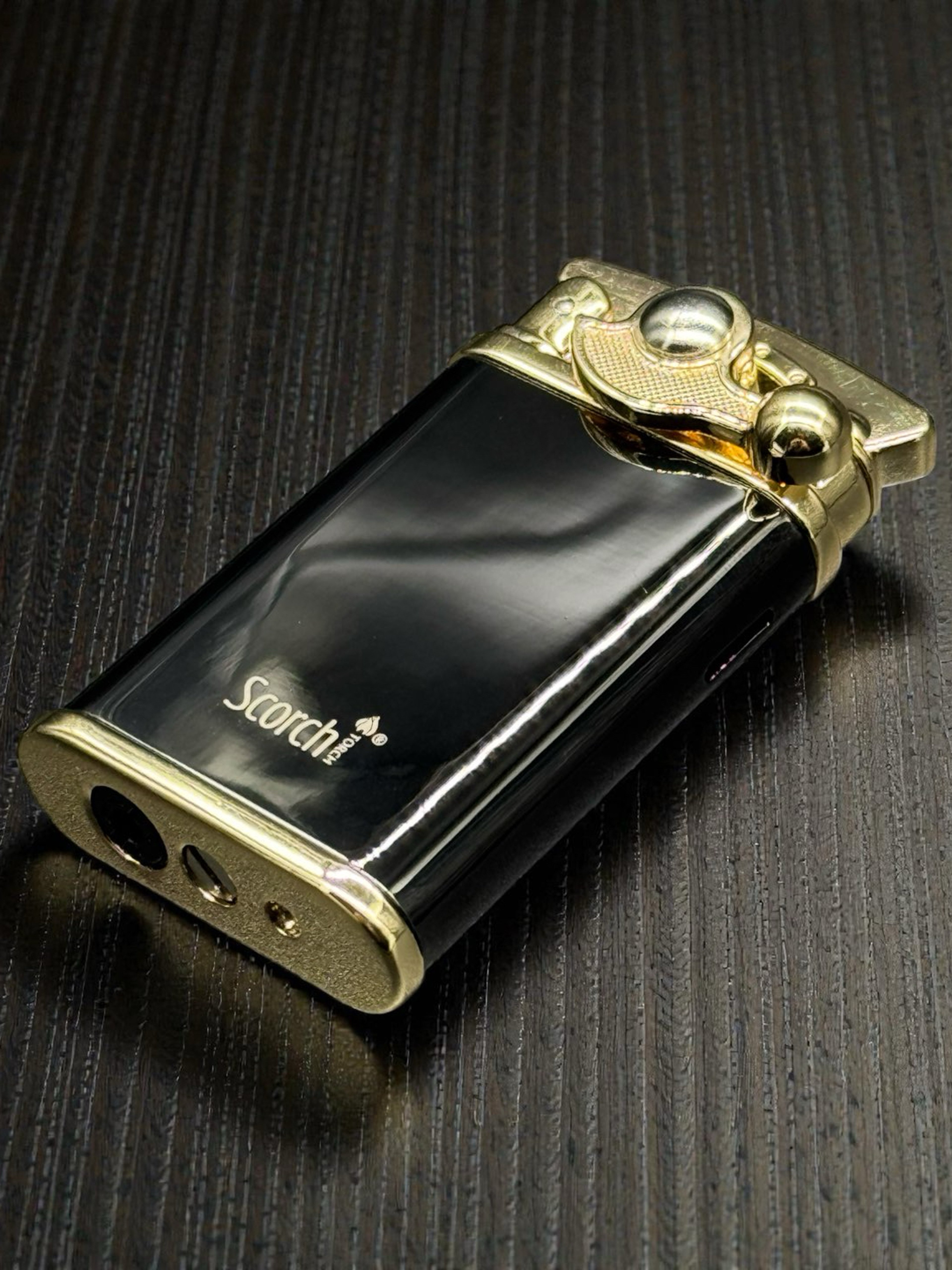 Preview pic of Scorch Torch 61581 – Single Flame Metal Torch Lighter (Black & Gold)