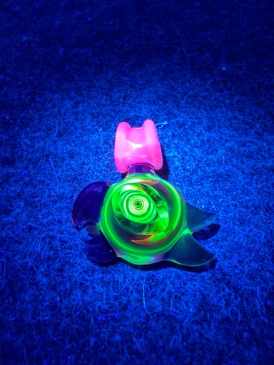 Preview pic of RJ Glass UV Birdhead Pendant