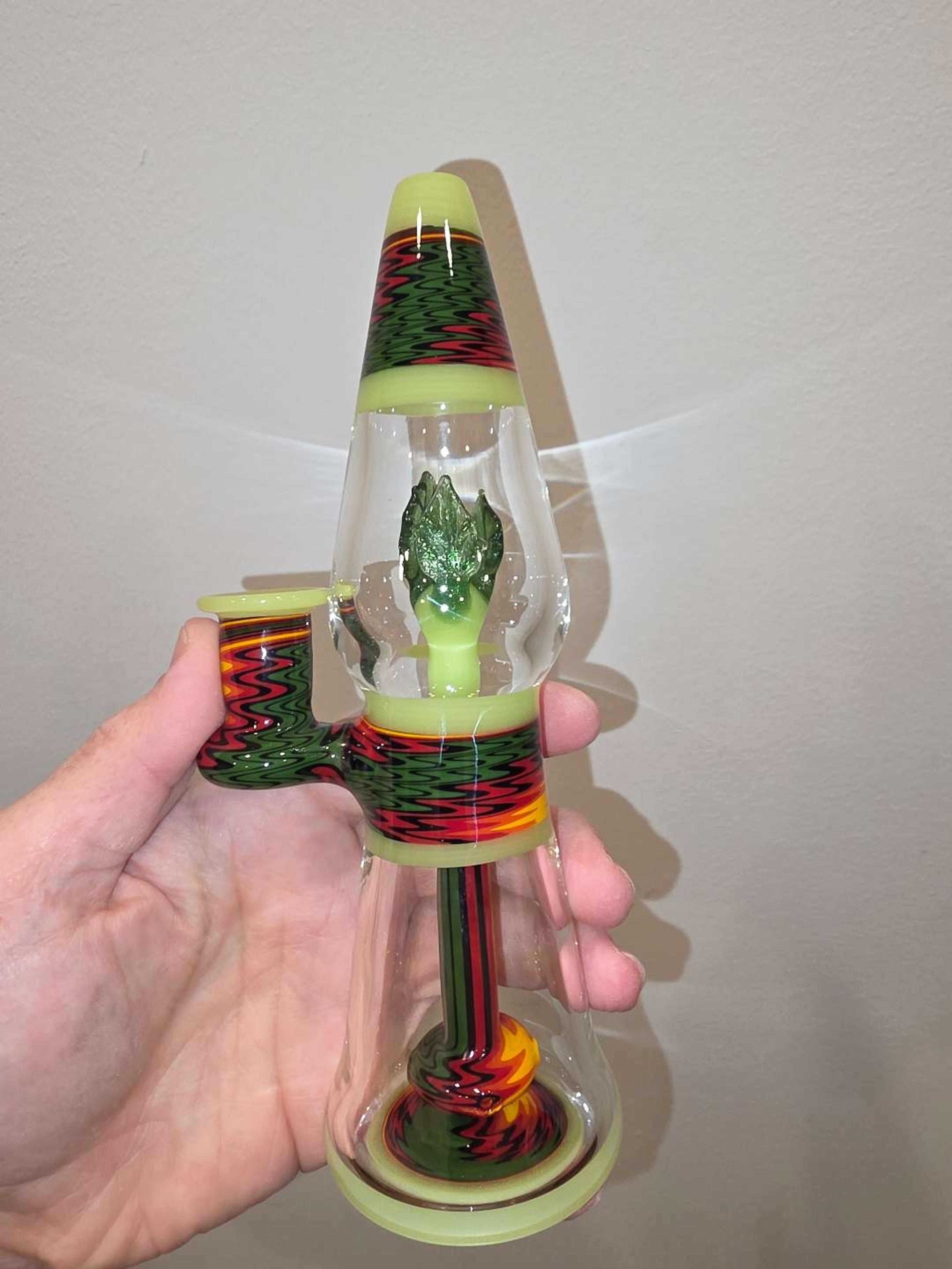 Preview pic of Vaspeglass Wig Wag Lamp