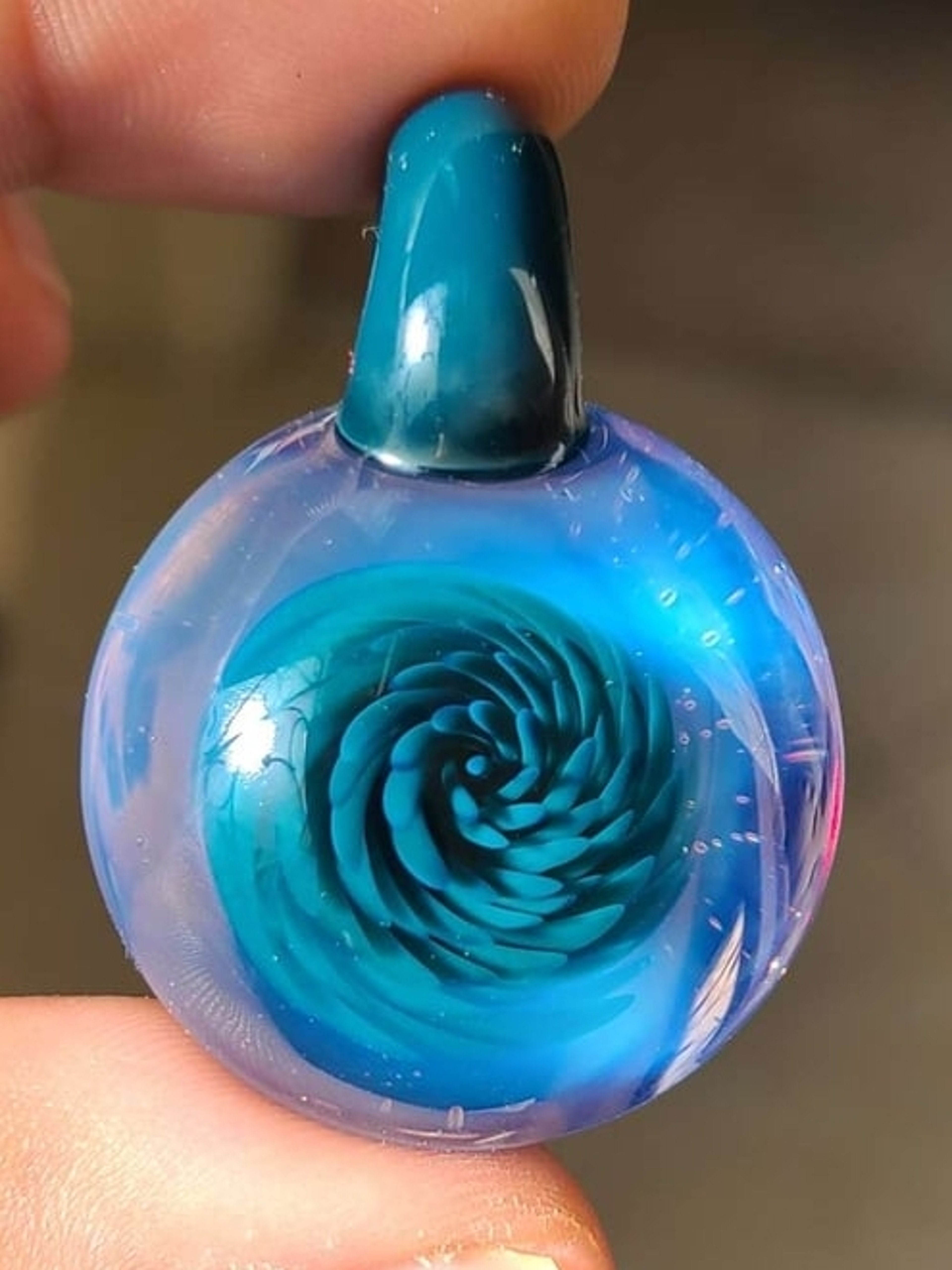 Preview pic of Icy Implosion Pendant
