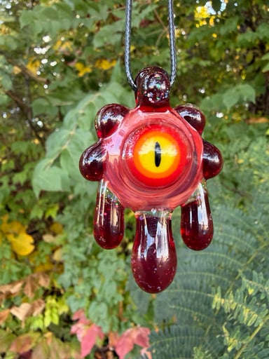 Preview pic of Crushed opal and red Drippy eye