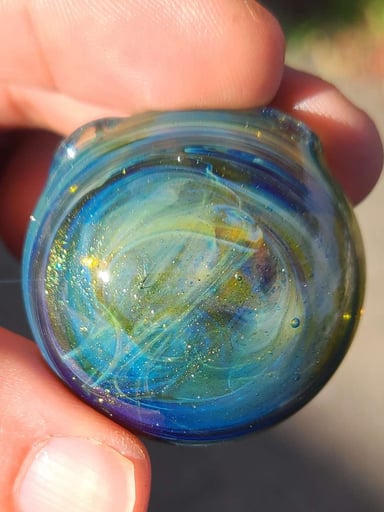 Preview pic of Fume Sparkle Hollow Pendant