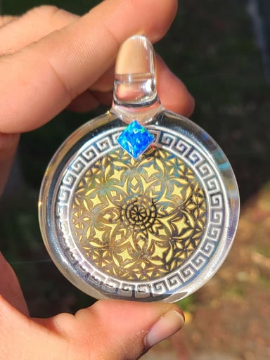 Preview pic of Alkaline Glass Pendant