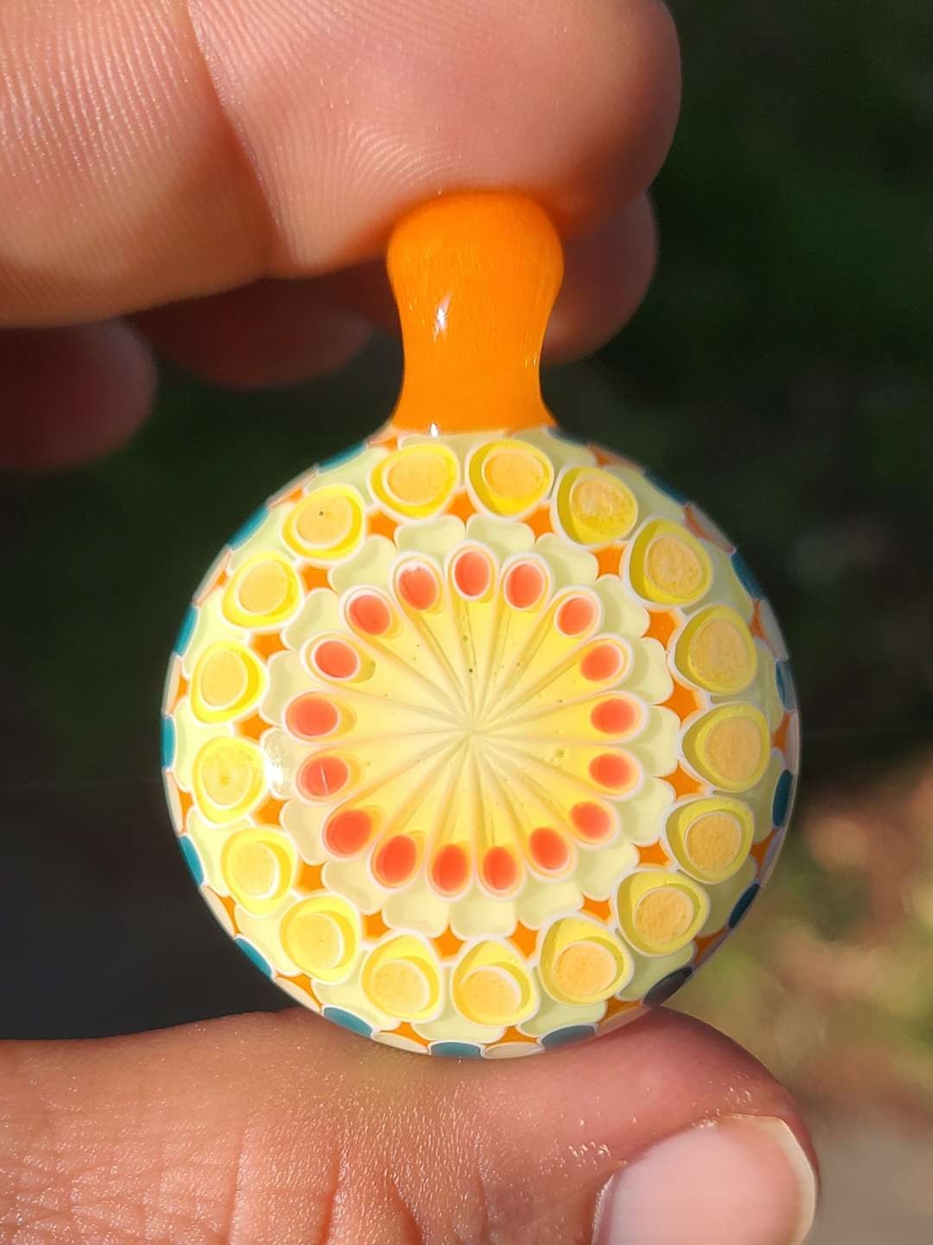 Preview pic of Olour Glass Dotstack