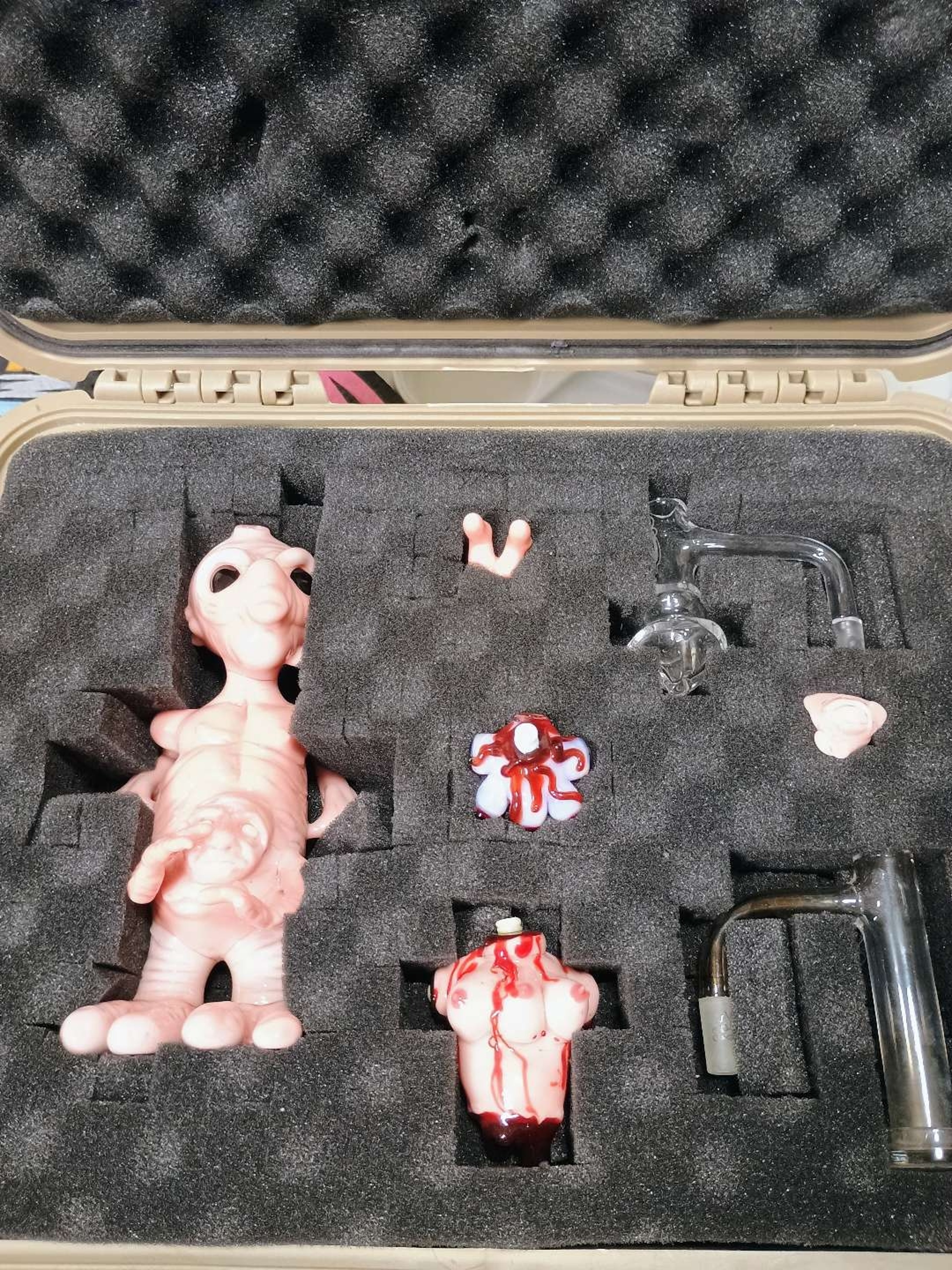 Total Recall Rig and set W/case image 0