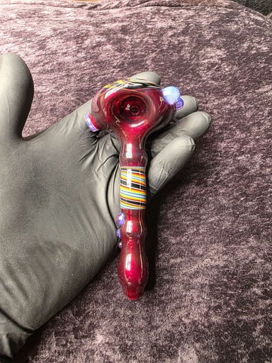 Preview pic of Satin red wig-wag cap spoon