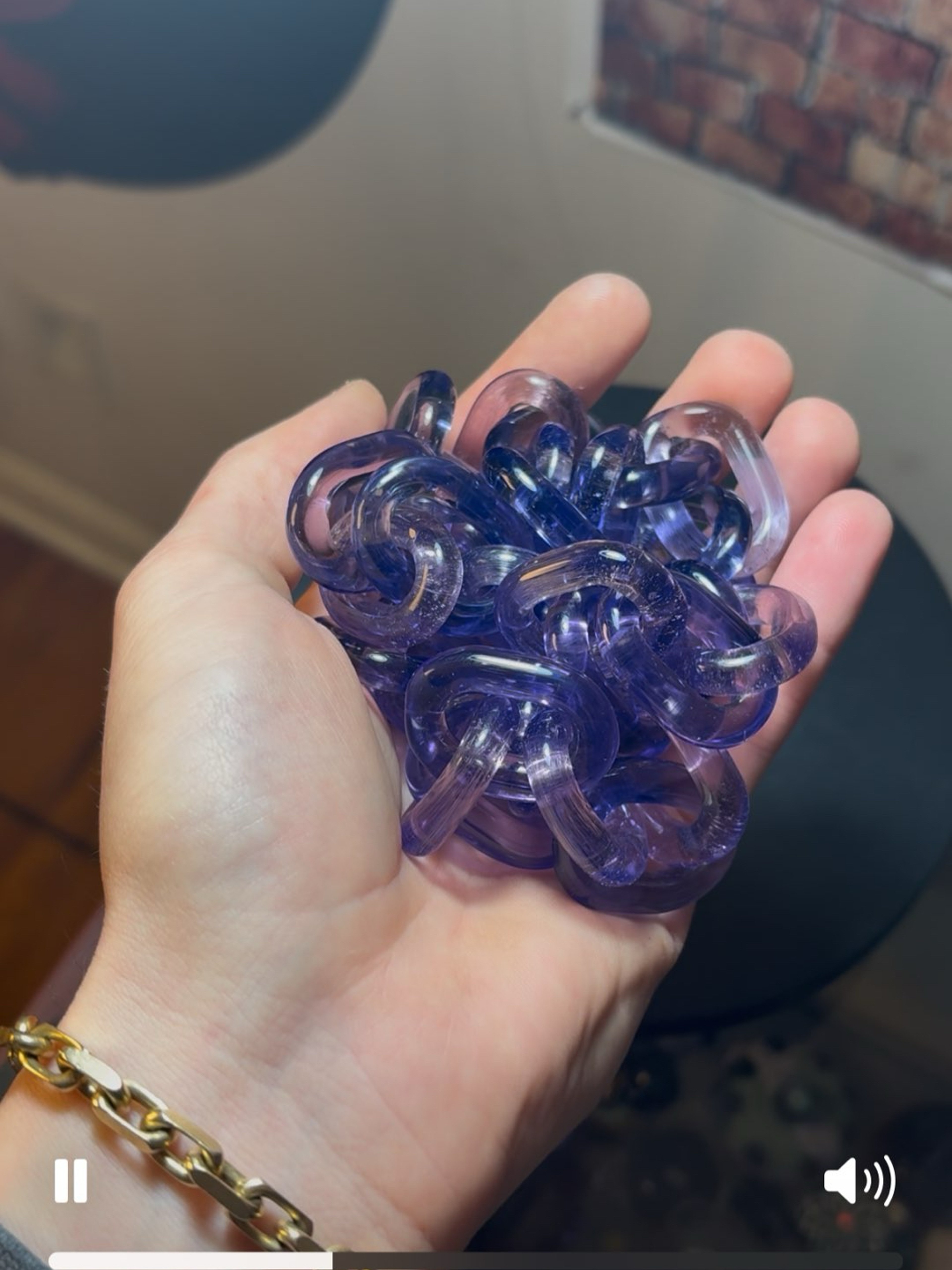 Preview pic of Large CFL Chain