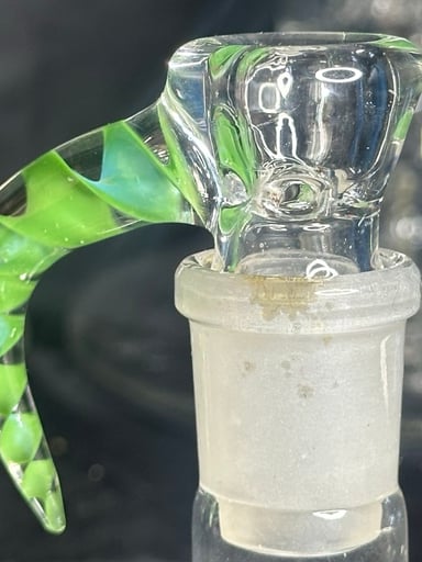 Preview pic of Green spiral horned slide