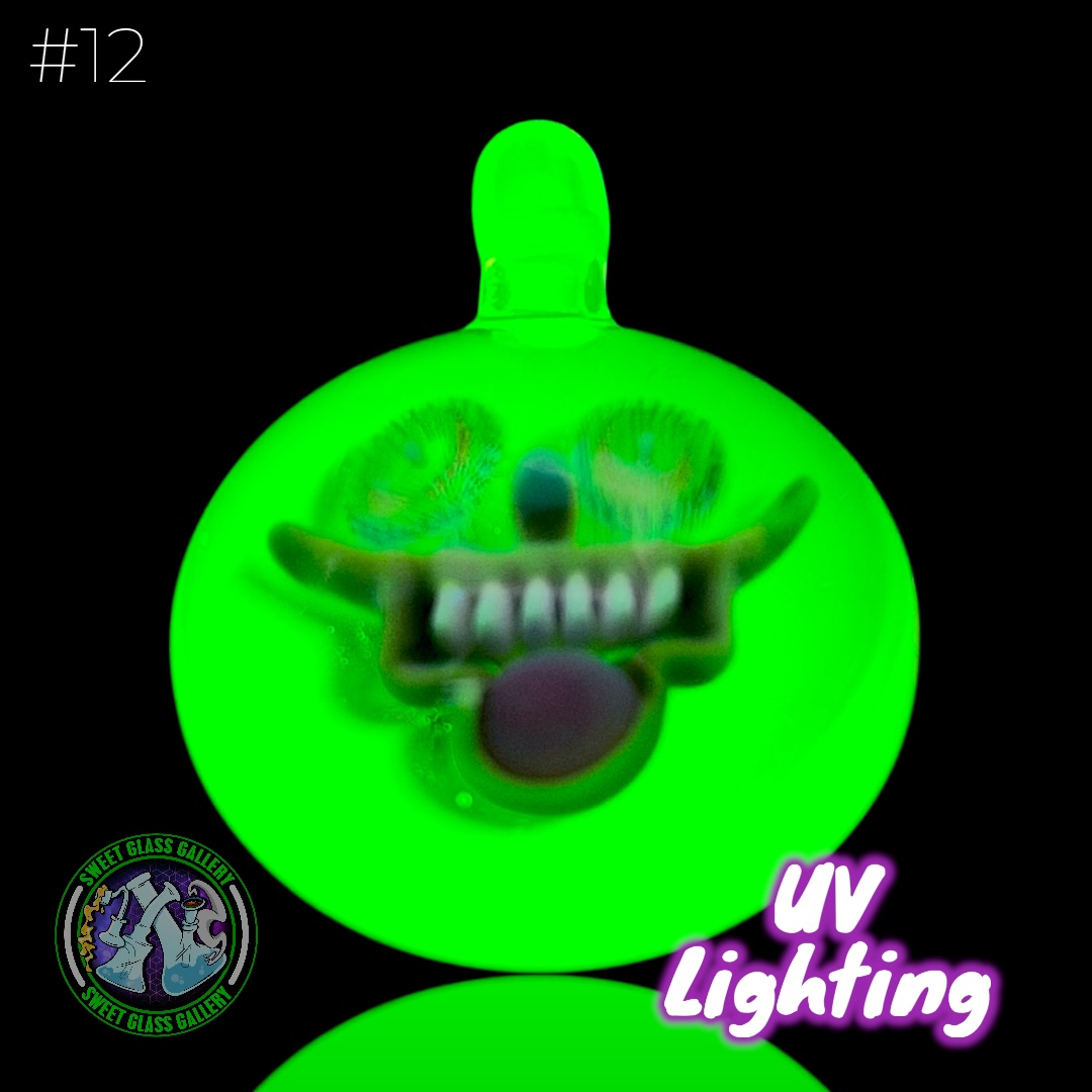 Preview pic of Steve H Glass - Pendant #12 - Face Implosion