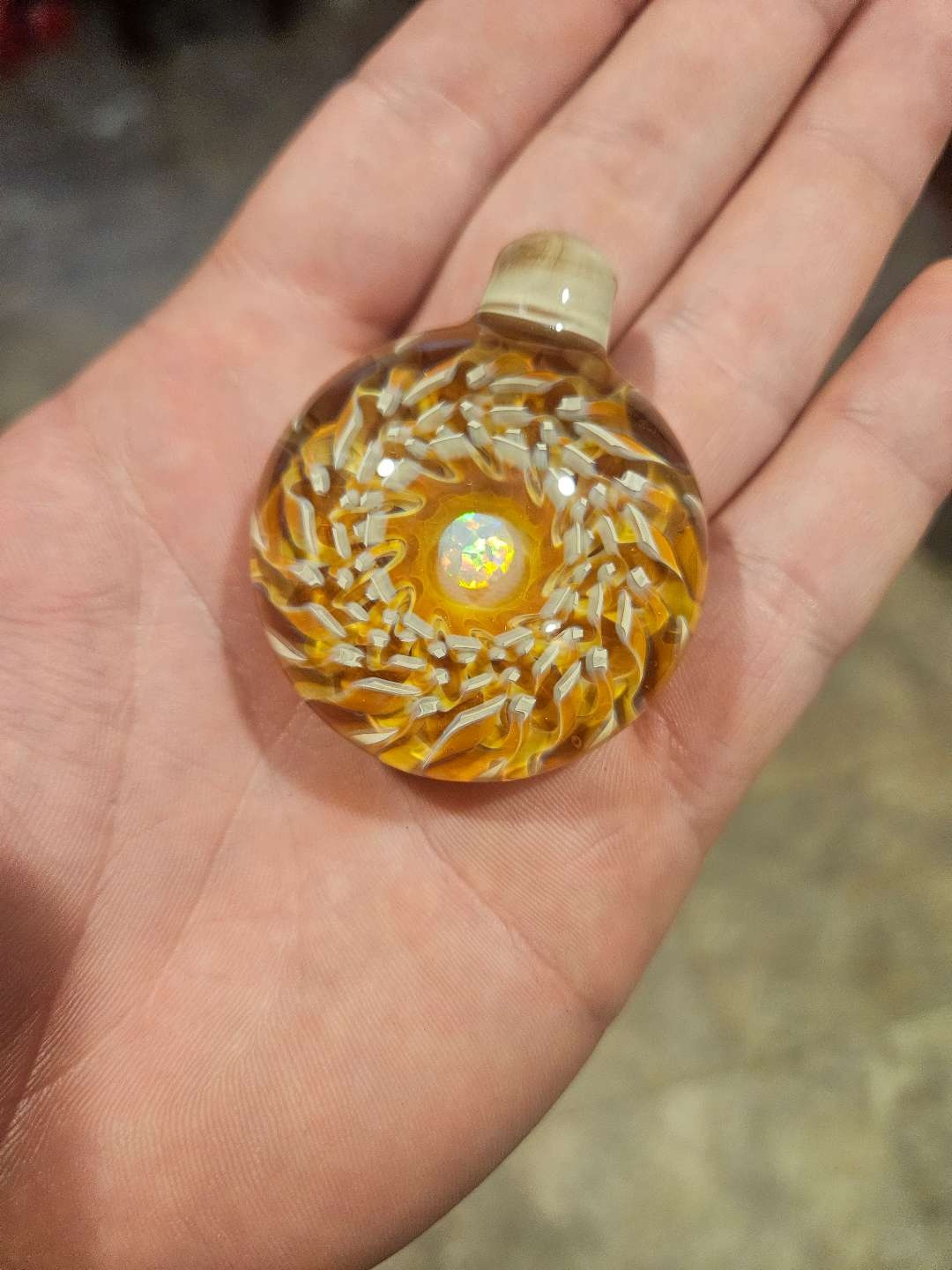 Preview pic of 2015 yunk pendant