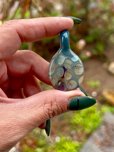 Preview pic of Abstract pendant